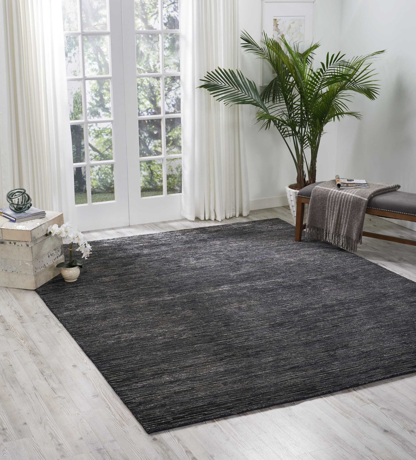 Nourison Ocean 5'6" x 7'5" Onyx Modern Indoor Rug