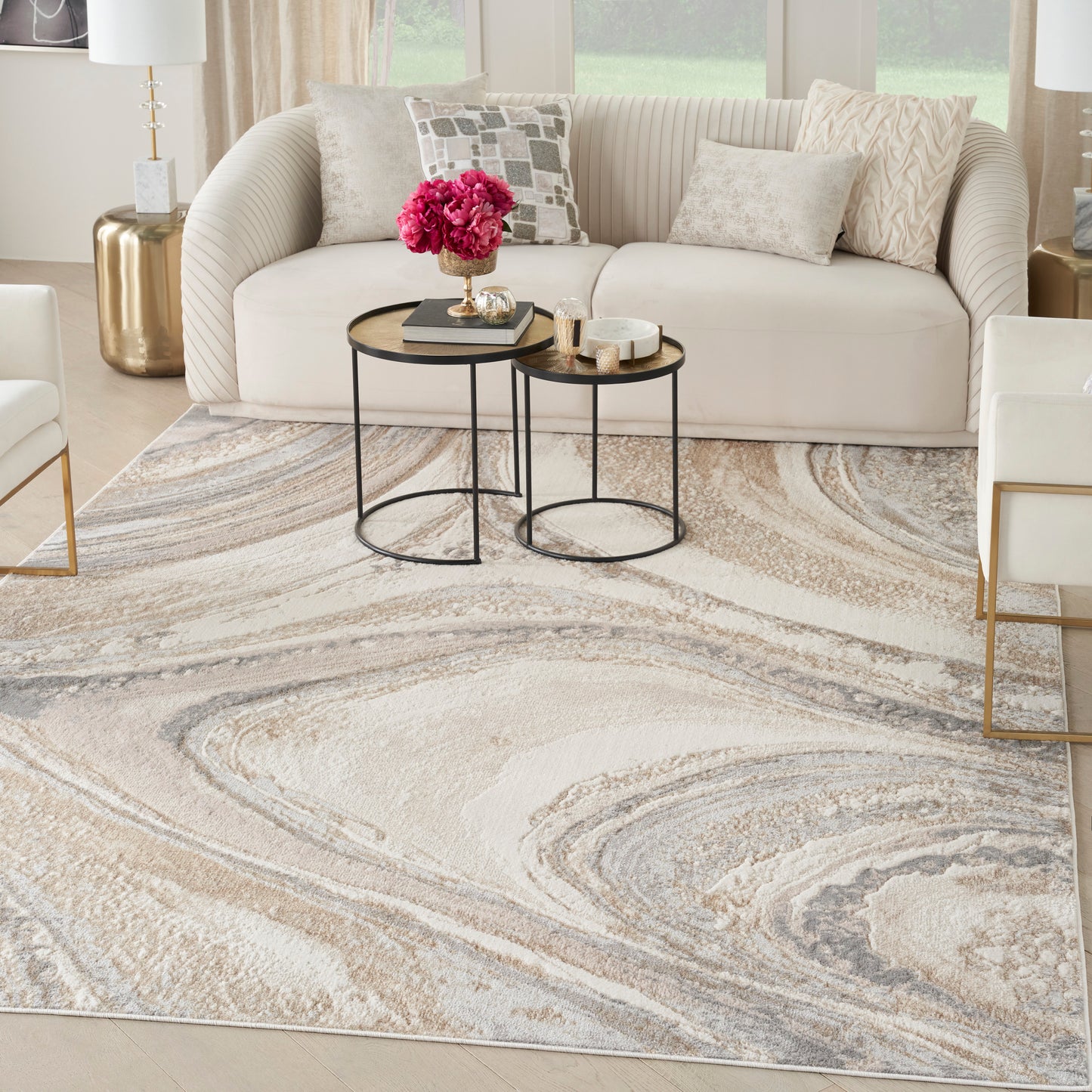 Inspire Me! Home Décor Brushstrokes 7'10" x 9'10" Cream Grey Modern Indoor Rug