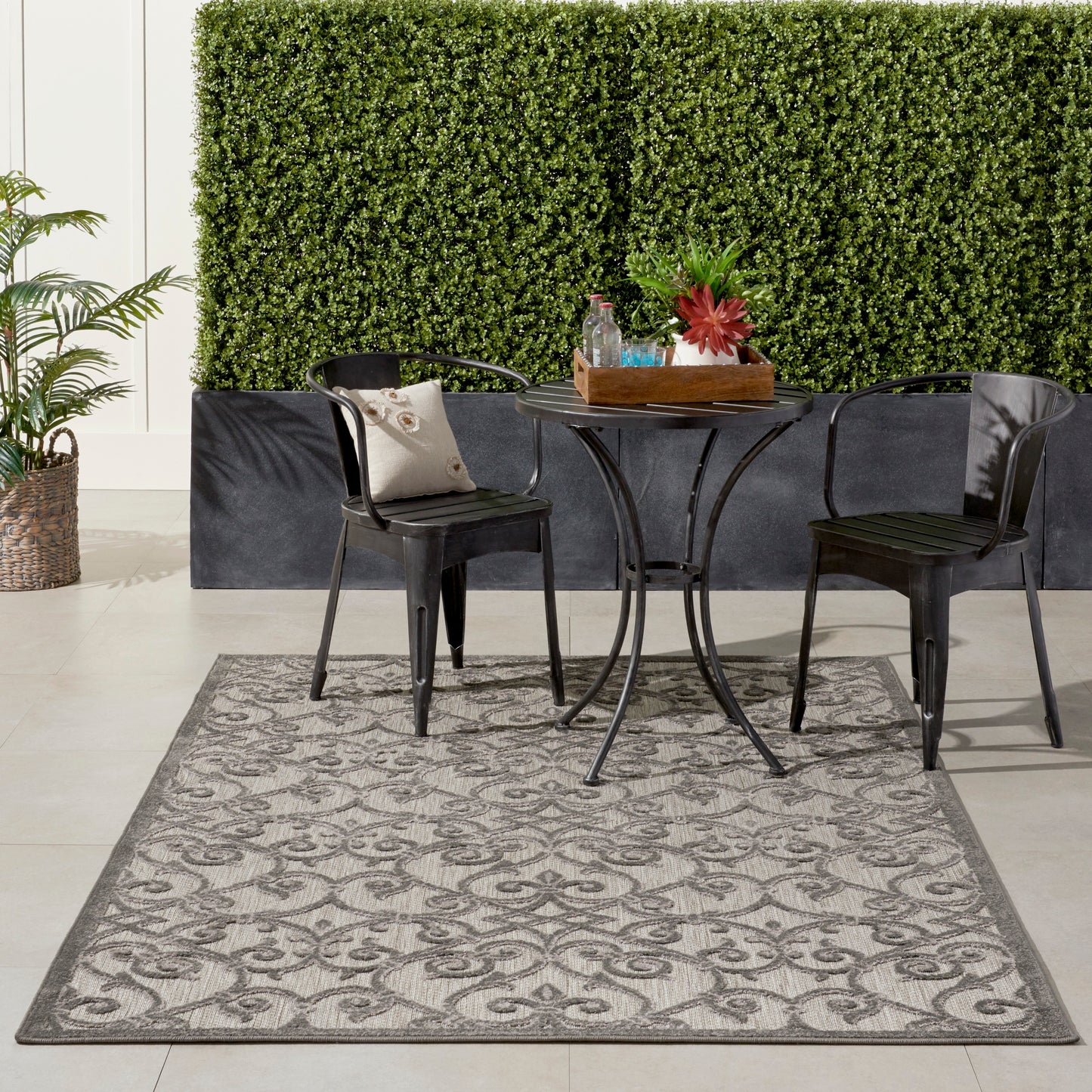 Nourison Aloha 3'6" x 5'6" Grey Charcoal Contemporary Rug