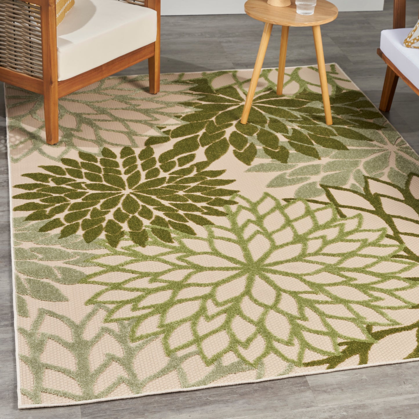 Nourison Aloha 5'3" x 7'5" Ivory Green Tropical Rug