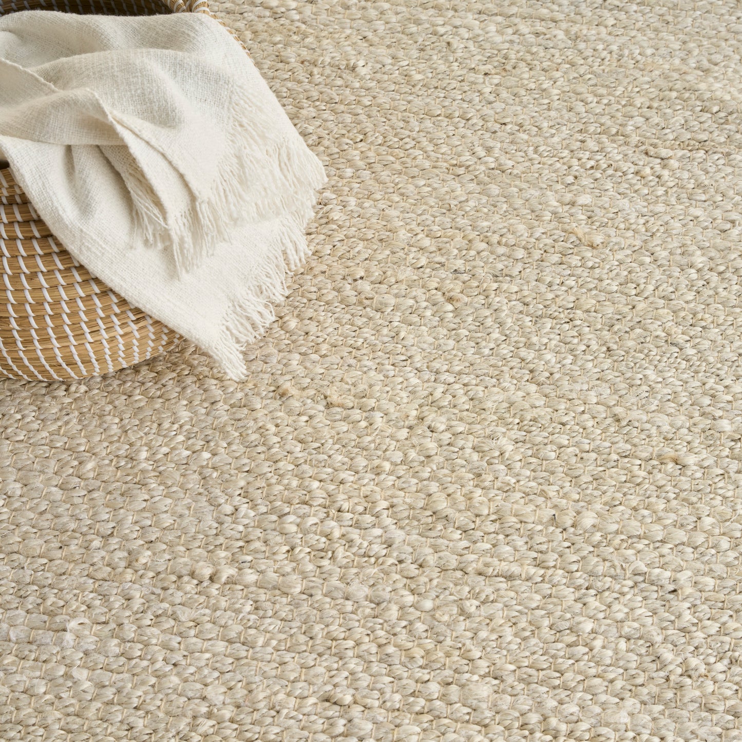 Nourison Natural Jute 4' x 6' Ivory Farmhouse Indoor Rug