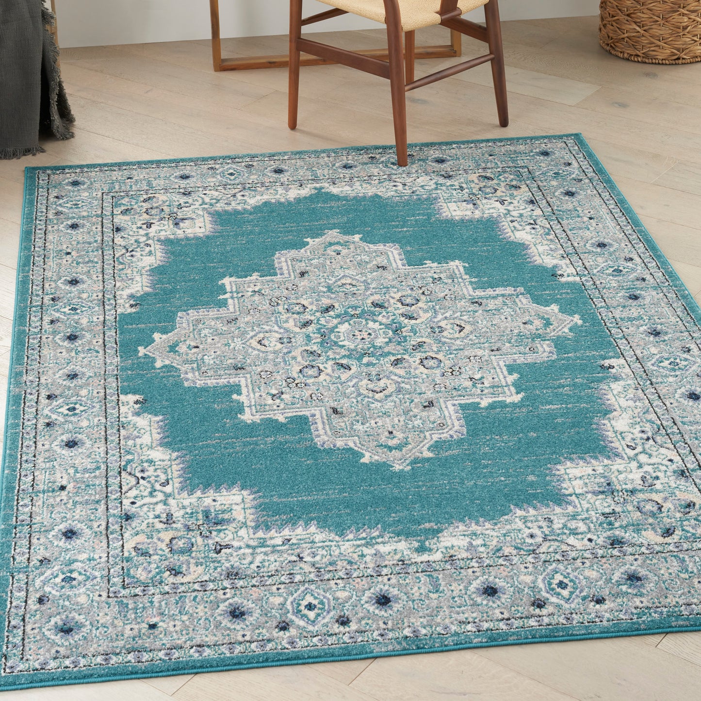 Nourison Passion 5'3" x 7'3" Turquoise Grey Bohemian Indoor Rug