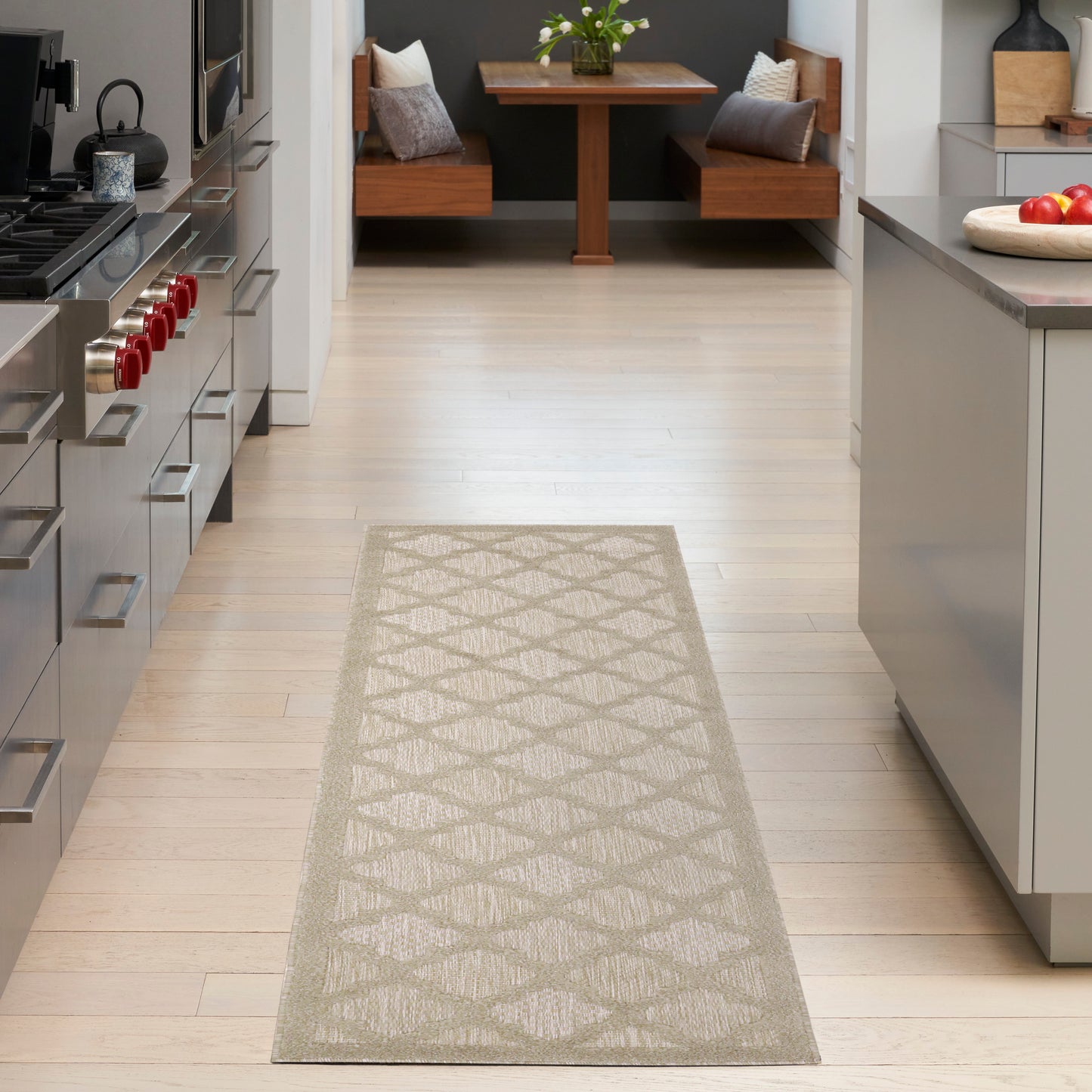 Nourison Easy Care 2' x 6' Cream Modern Rug