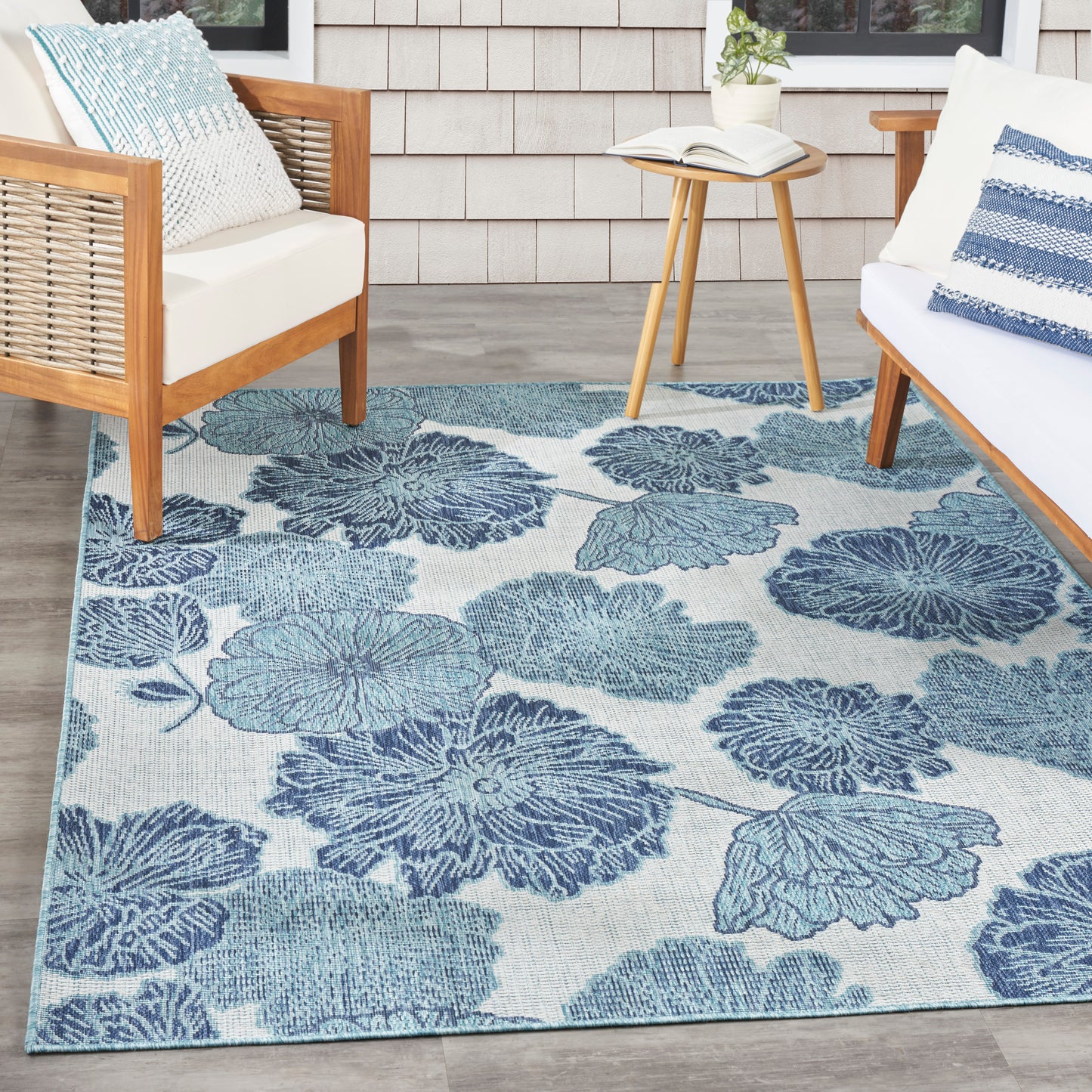 Nourison Garden Oasis 4' x 6' Blue Tropical Rug