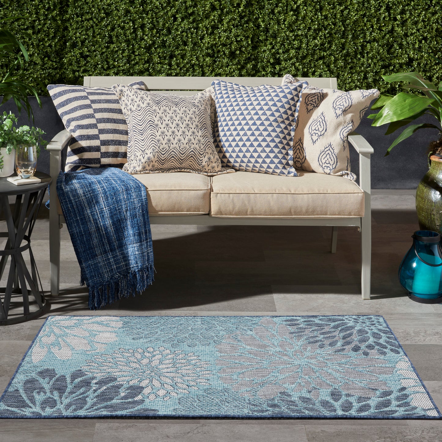 Nourison Garden Oasis 3' x 5' Navy Tropical Rug