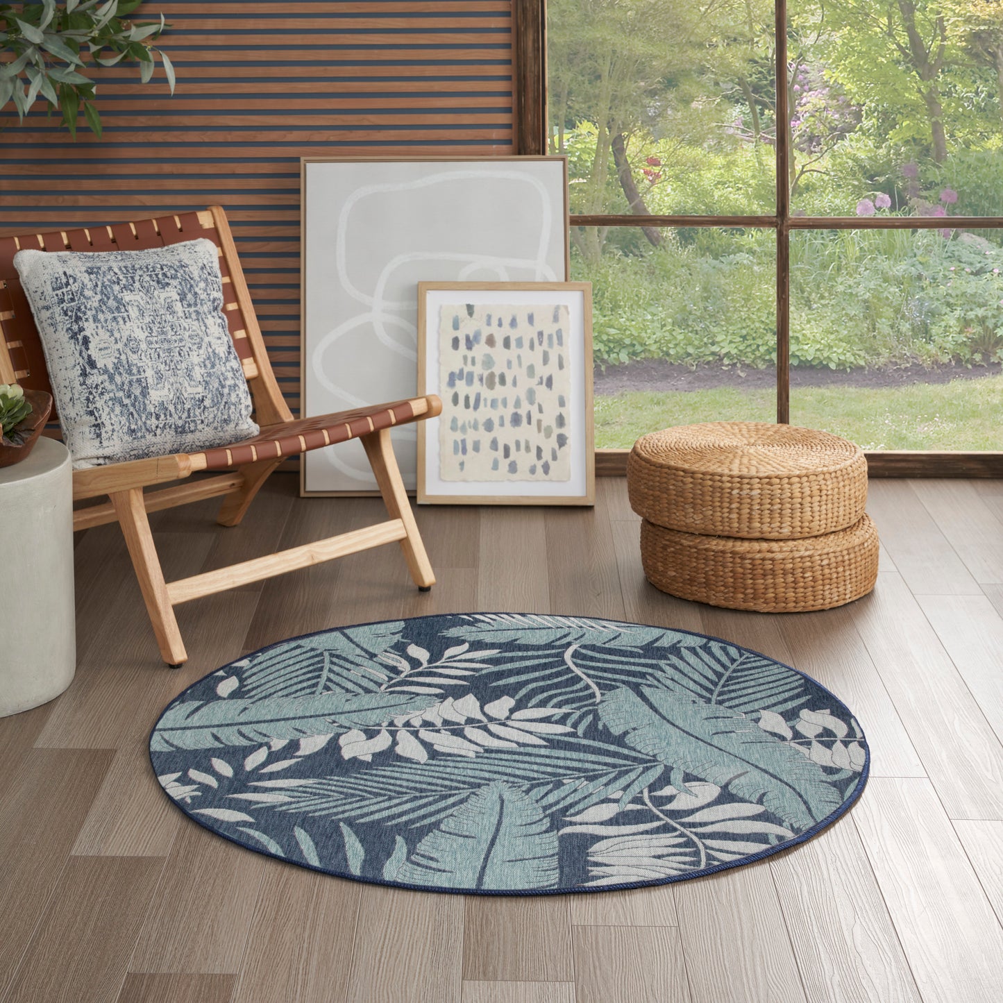 Nourison Garden Oasis 4' x Round Navy Outdoor Rug