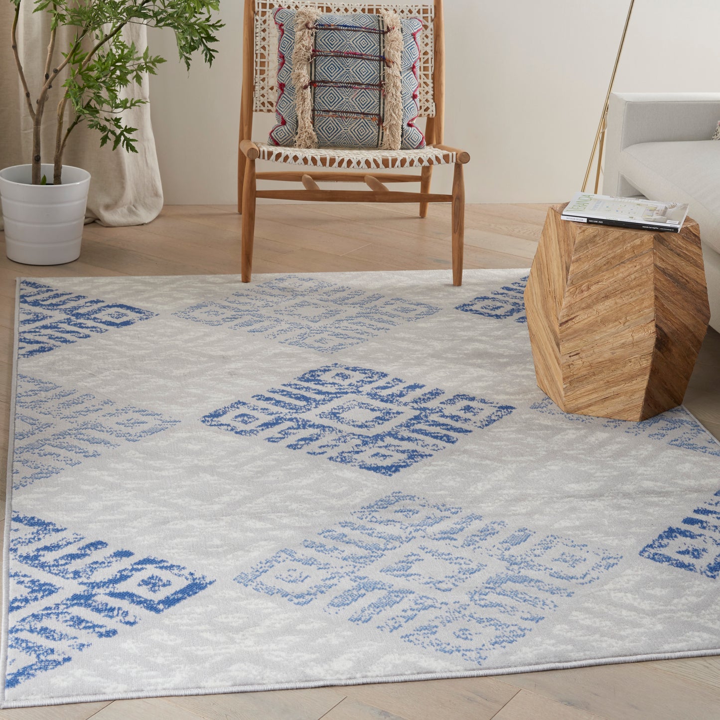 Nourison Whimsicle 4' x 6' Grey Blue Bohemian Indoor Rug