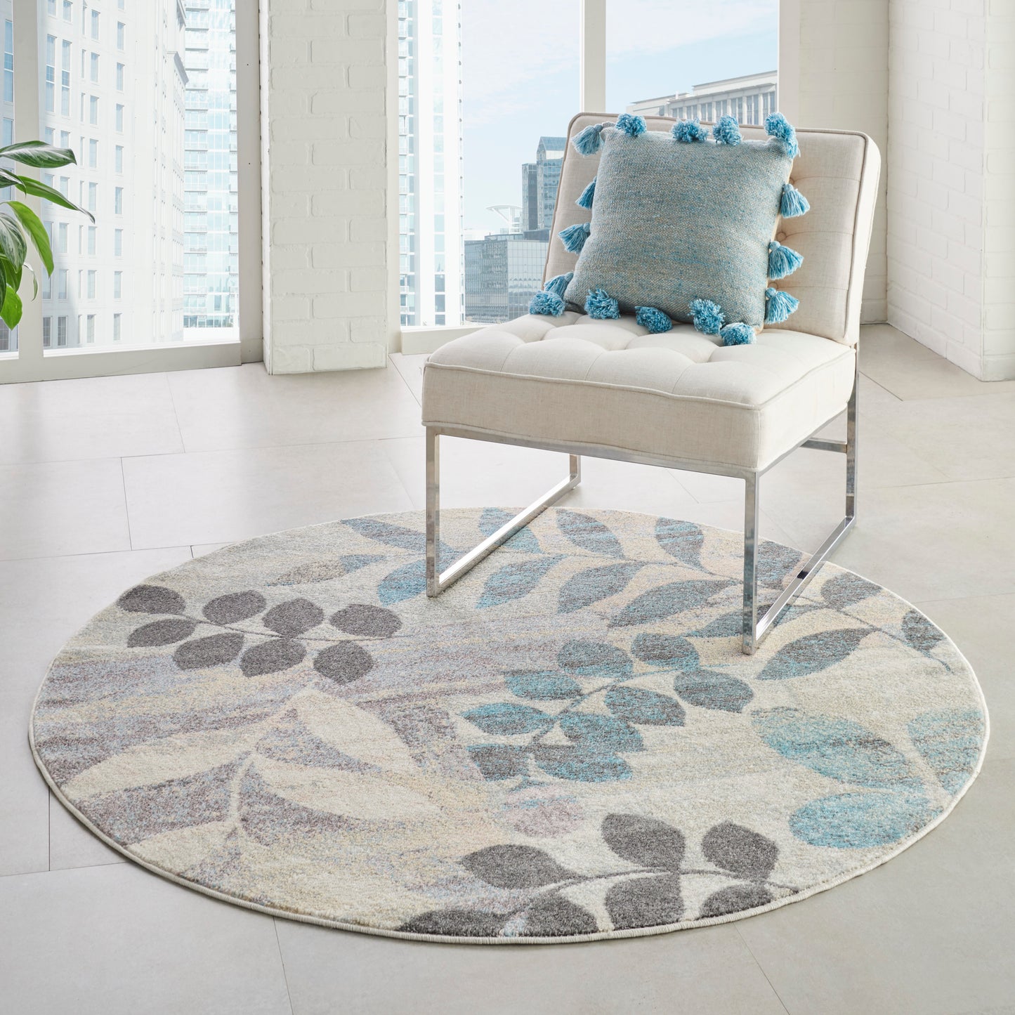 Nourison Tranquil 7’10” x Round Ivory/Light Blue Farmhouse Indoor Rug