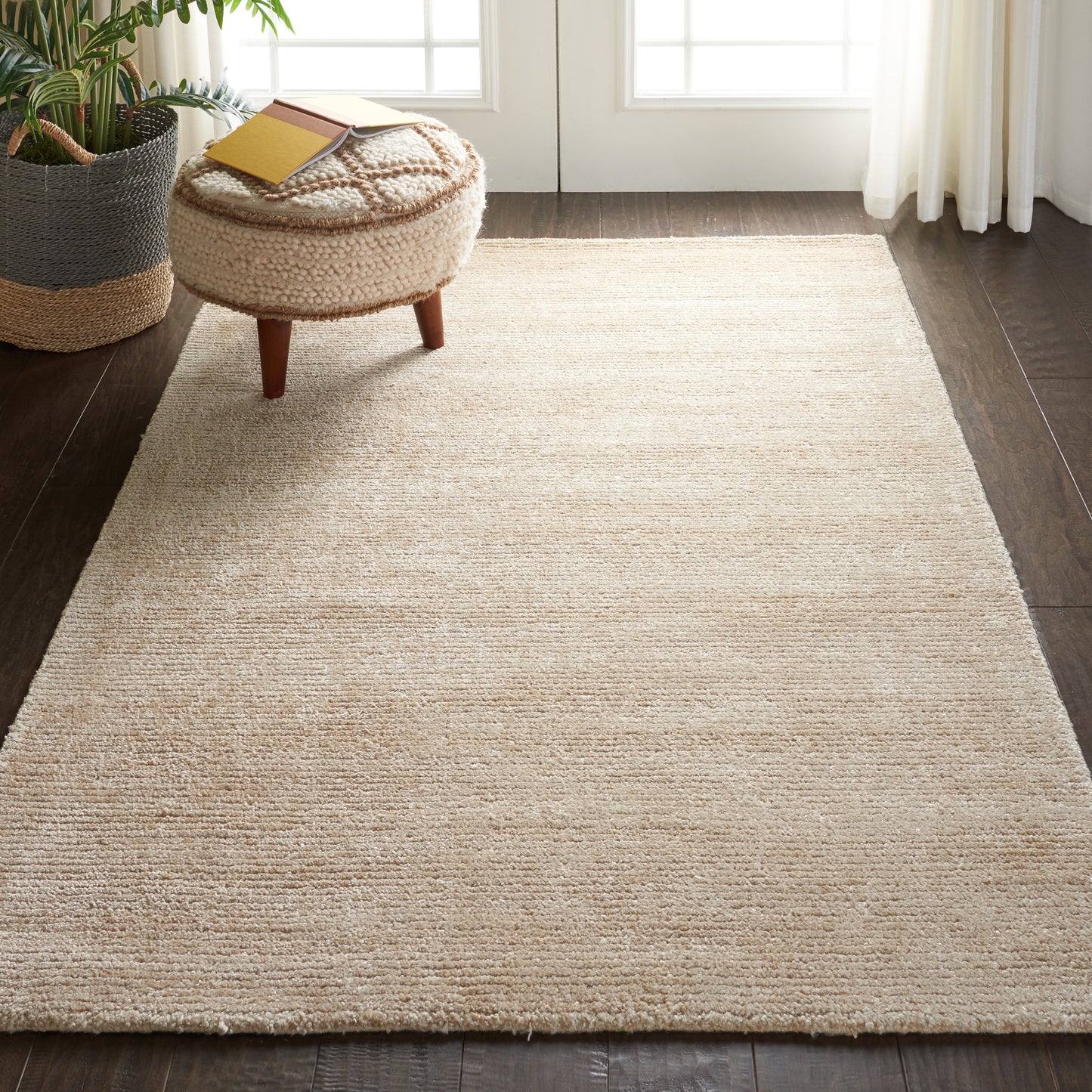 Nourison Weston 5'3" x 7'5" Linen Modern Indoor Rug