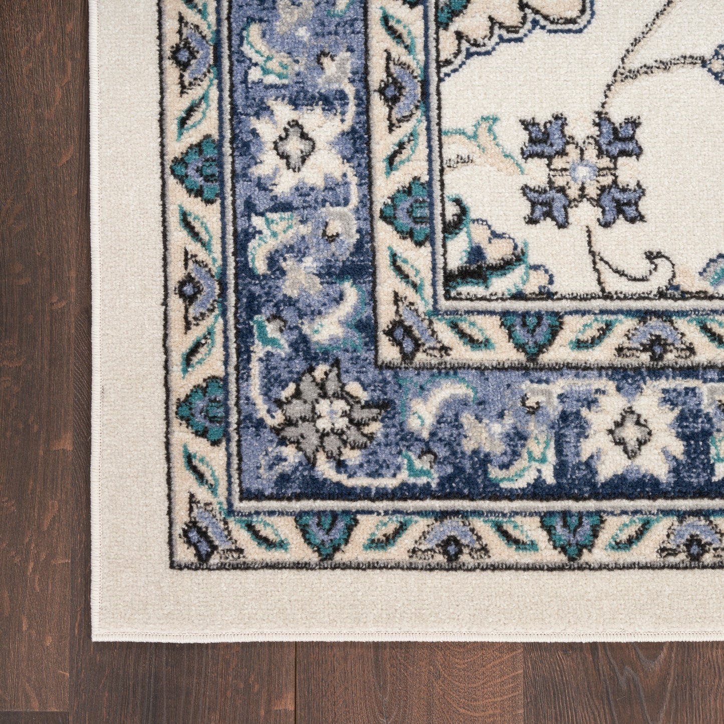 Nourison Nourison Essentials 4' x 6' Ivory Blue Vintage Rug