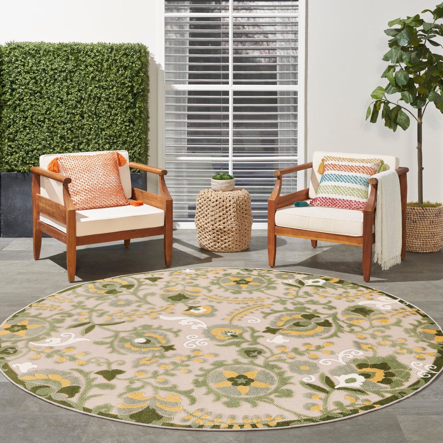 Nourison Aloha 7'10" x Round Ivory Green Outdoor Rug