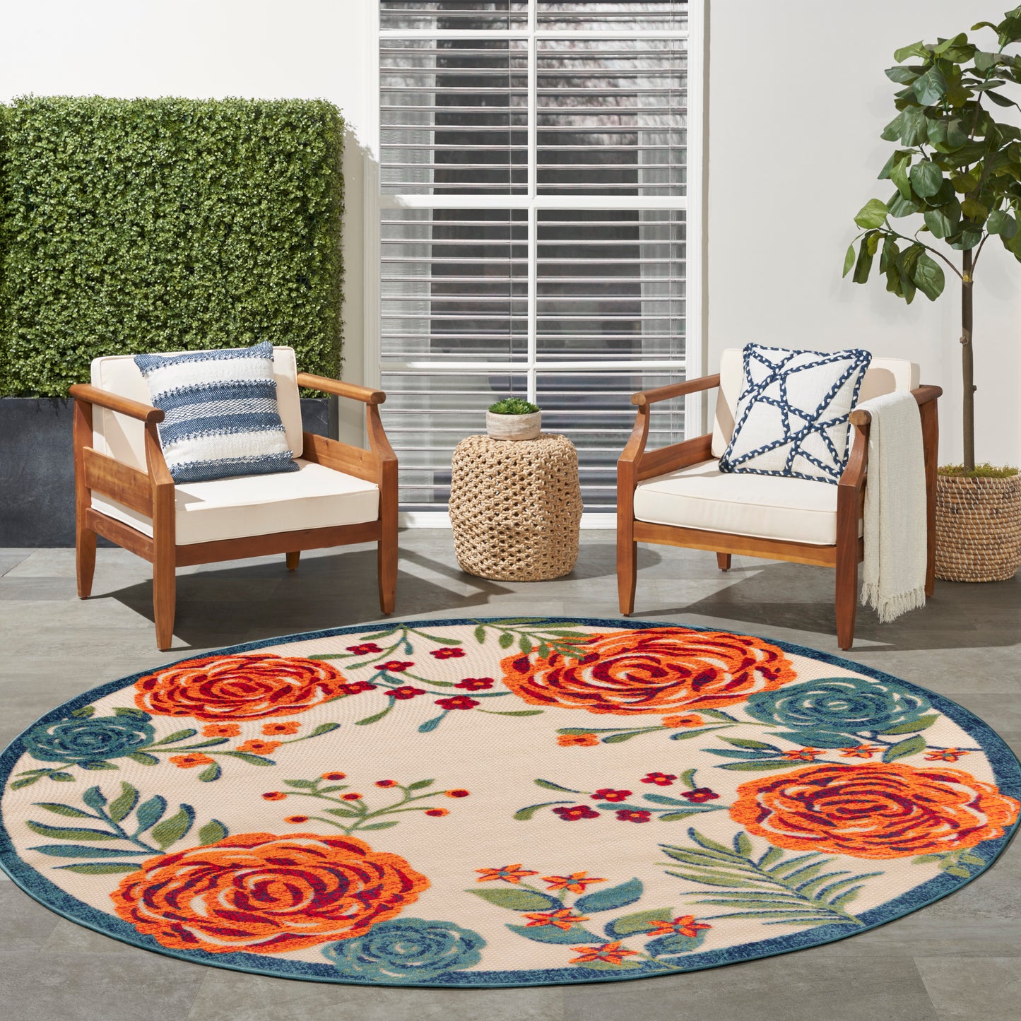 Nourison Aloha 5'3" x Round Ivory Multicolor Outdoor Rug