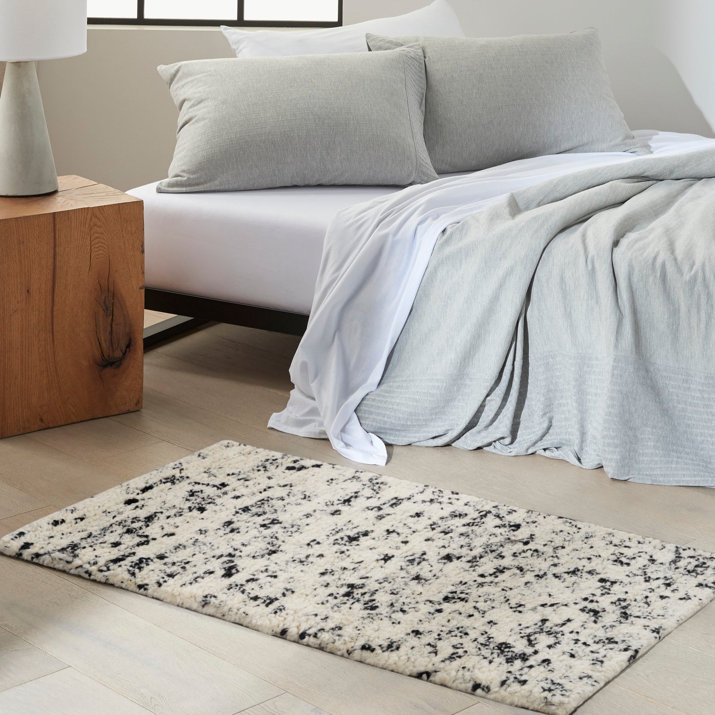 Calvin Klein CK042 Billows 2' x 3' Ivory Black Modern Indoor Rug