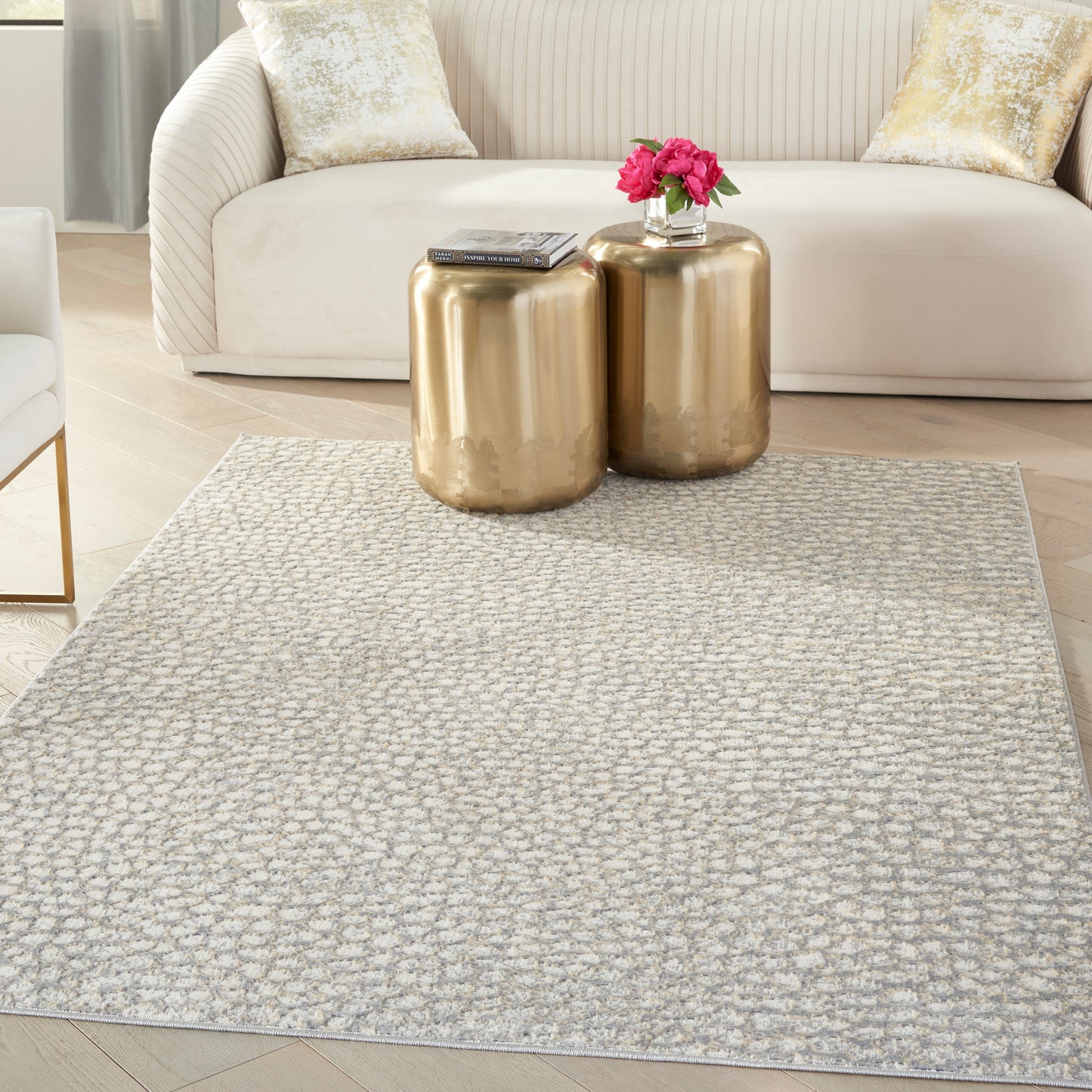 Inspire Me! Home Décor Joli 5'3" x 7'3" Ivory Beige Grey Modern Indoor Rug