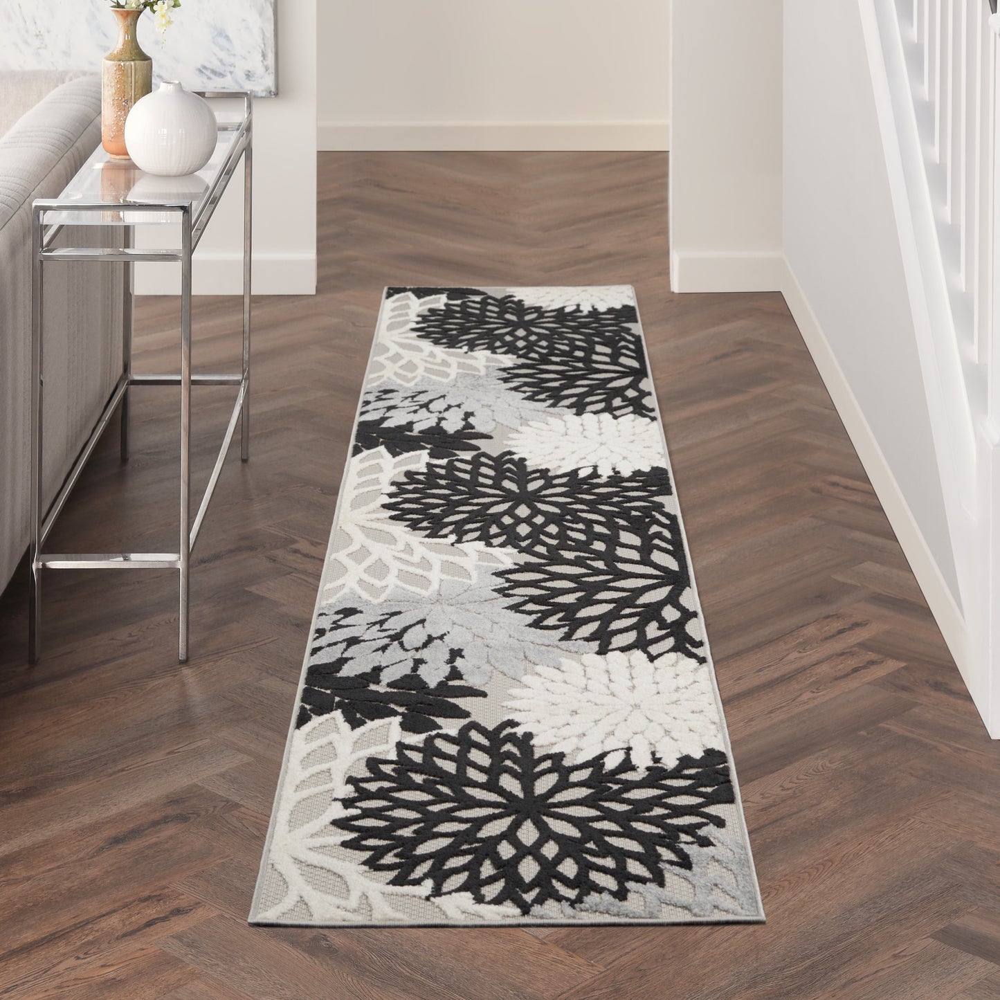 Nourison Aloha 2'3" x 12' Black White Tropical Rug