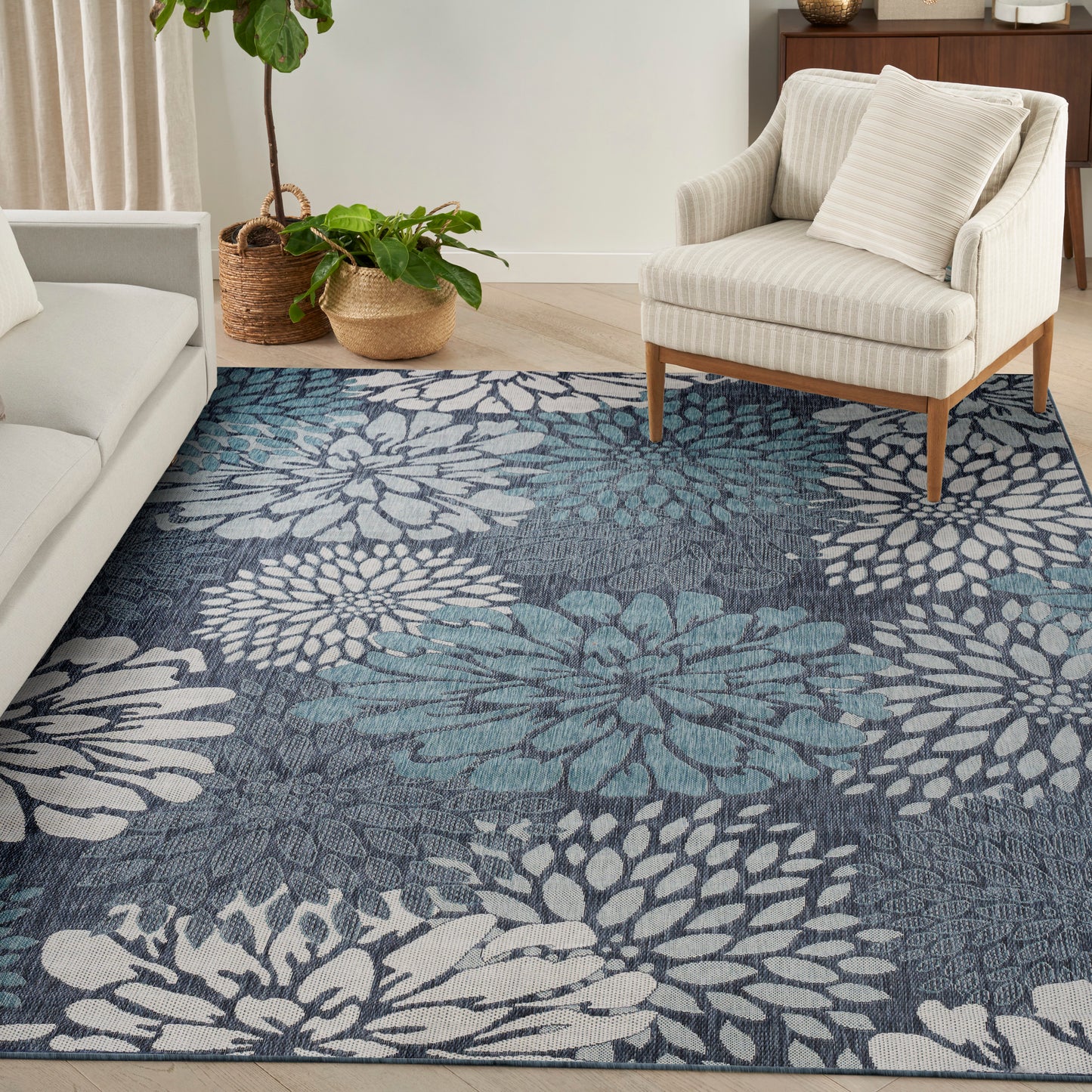 Nourison Garden Oasis 9' x 12' Navy Tropical Rug