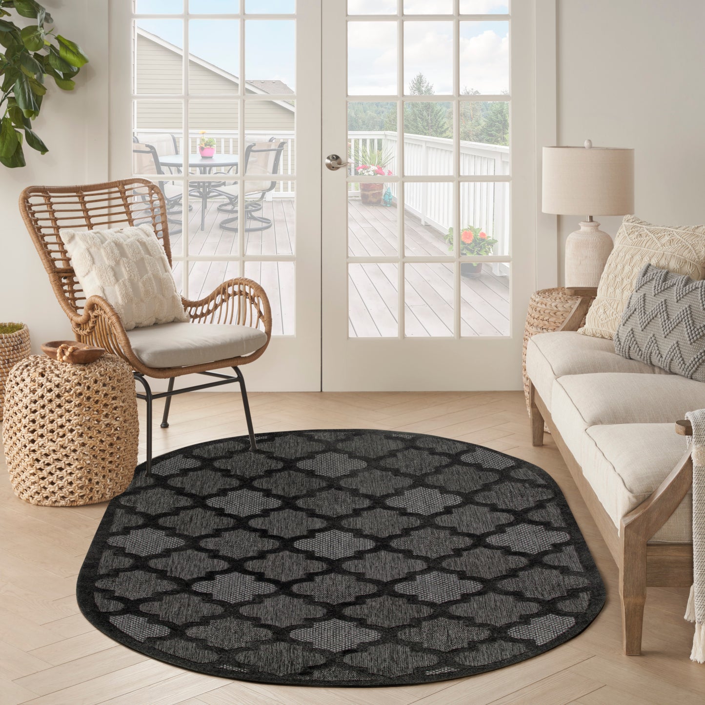 Nourison Easy Care 6' x 9' Oval Charcoal Black Modern Rug