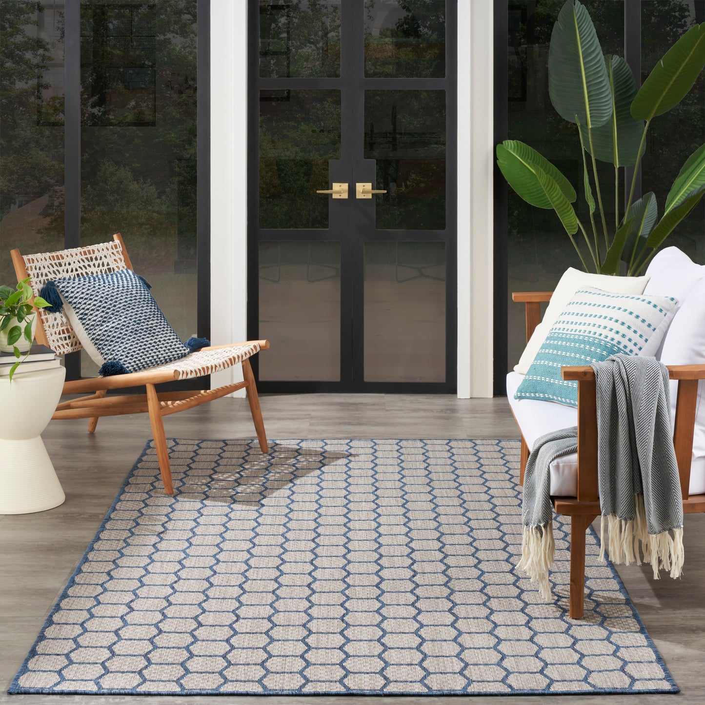 Nourison Twist Reversible 4' x 6' Blue Modern Rug