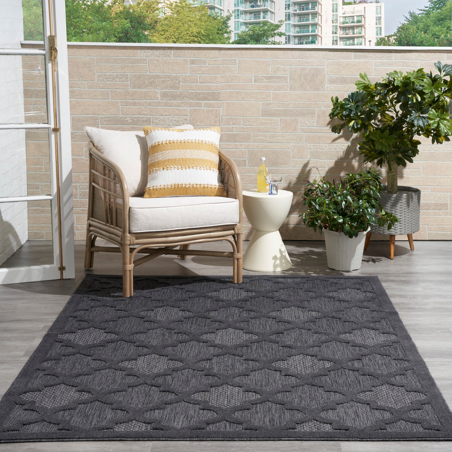 Nourison Easy Care 6' x 9' Charcoal Black Modern Rug