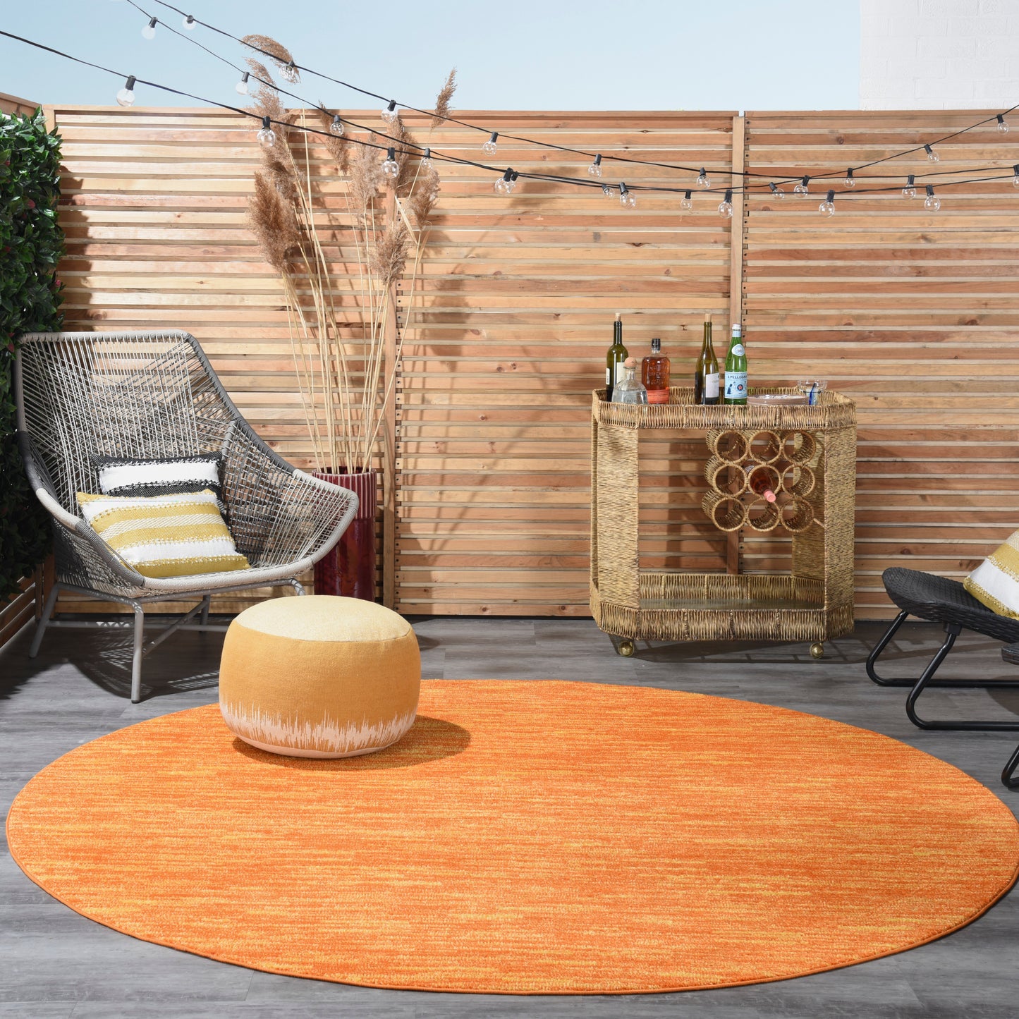 Nourison Nourison Essentials 8' x Round Sunburst Outdoor Rug