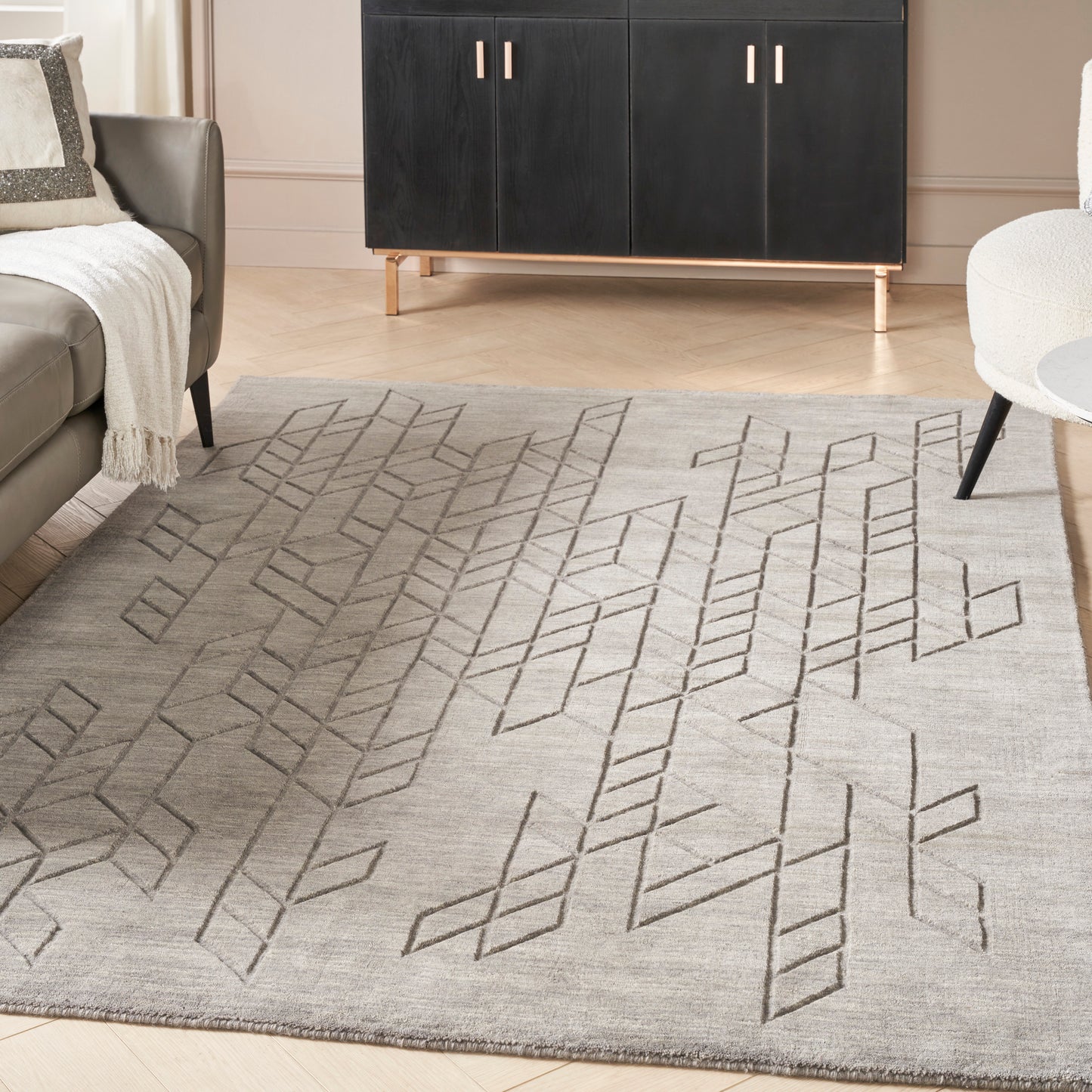 Nourison Alessia 5'3" x 7'5" Grey Modern Indoor Rug