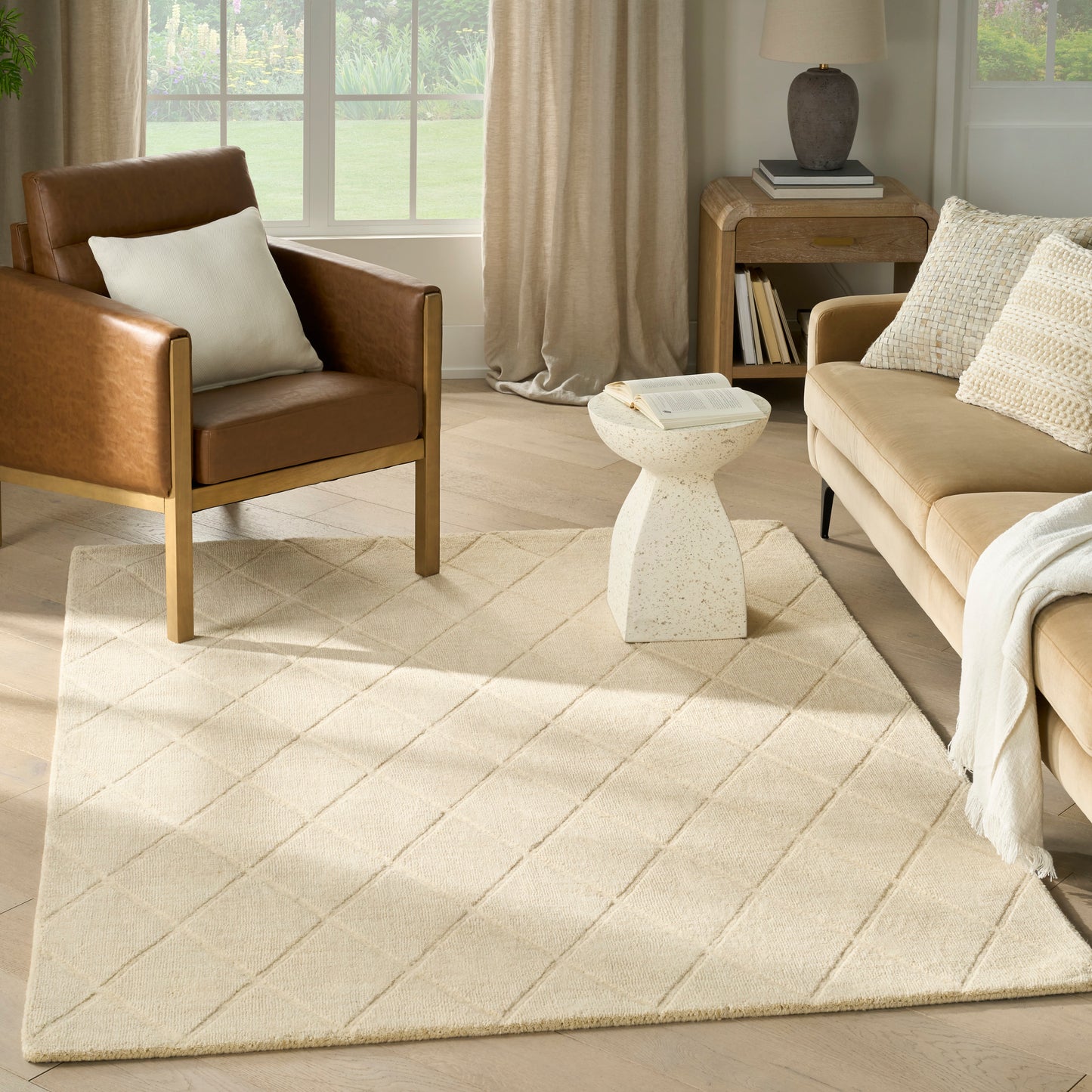 Nourison Wool Haven 3'9" x 5'9" Ivory Modern Indoor Rug