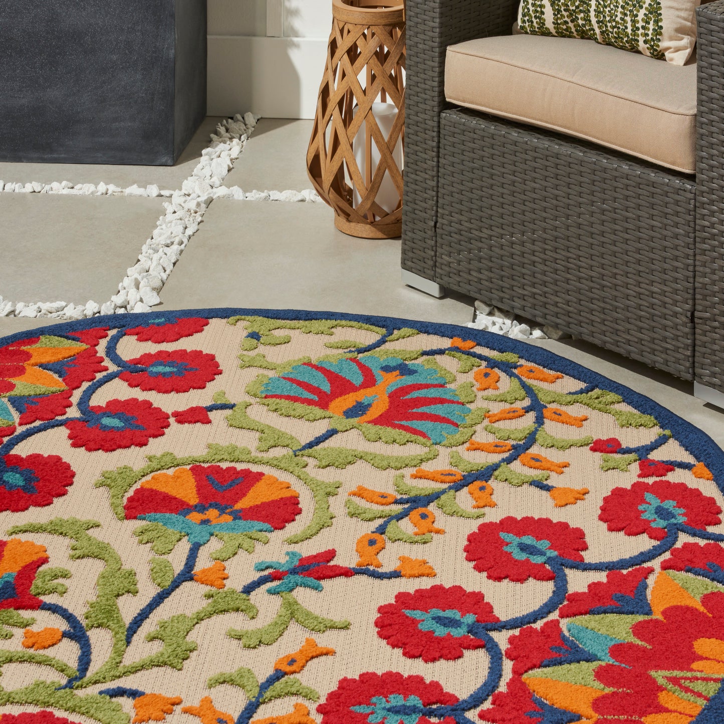 Nourison Aloha 4' x Round Red Multicolor Transitional Rug