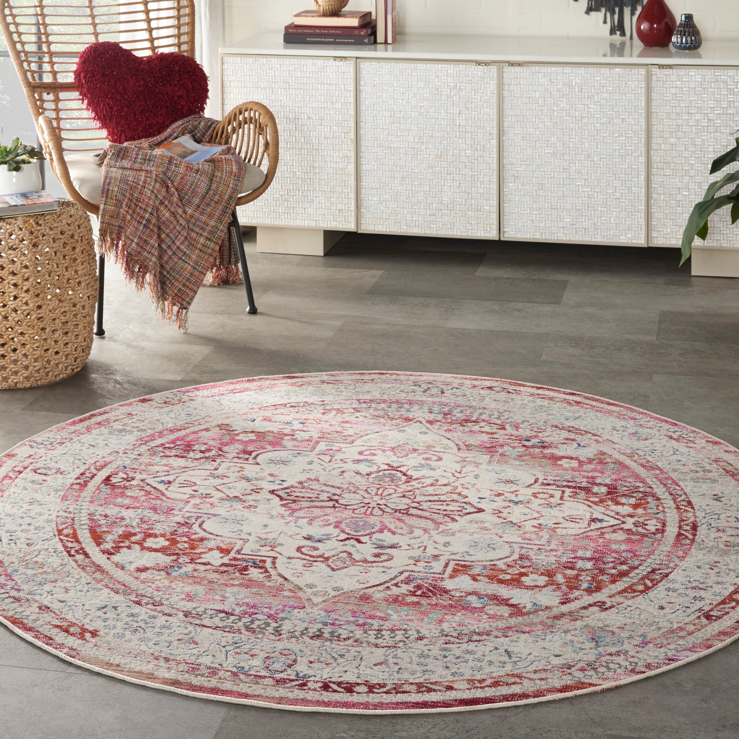 Nourison Vintage Kashan 6' x Round Red/Ivory Vintage Indoor Rug