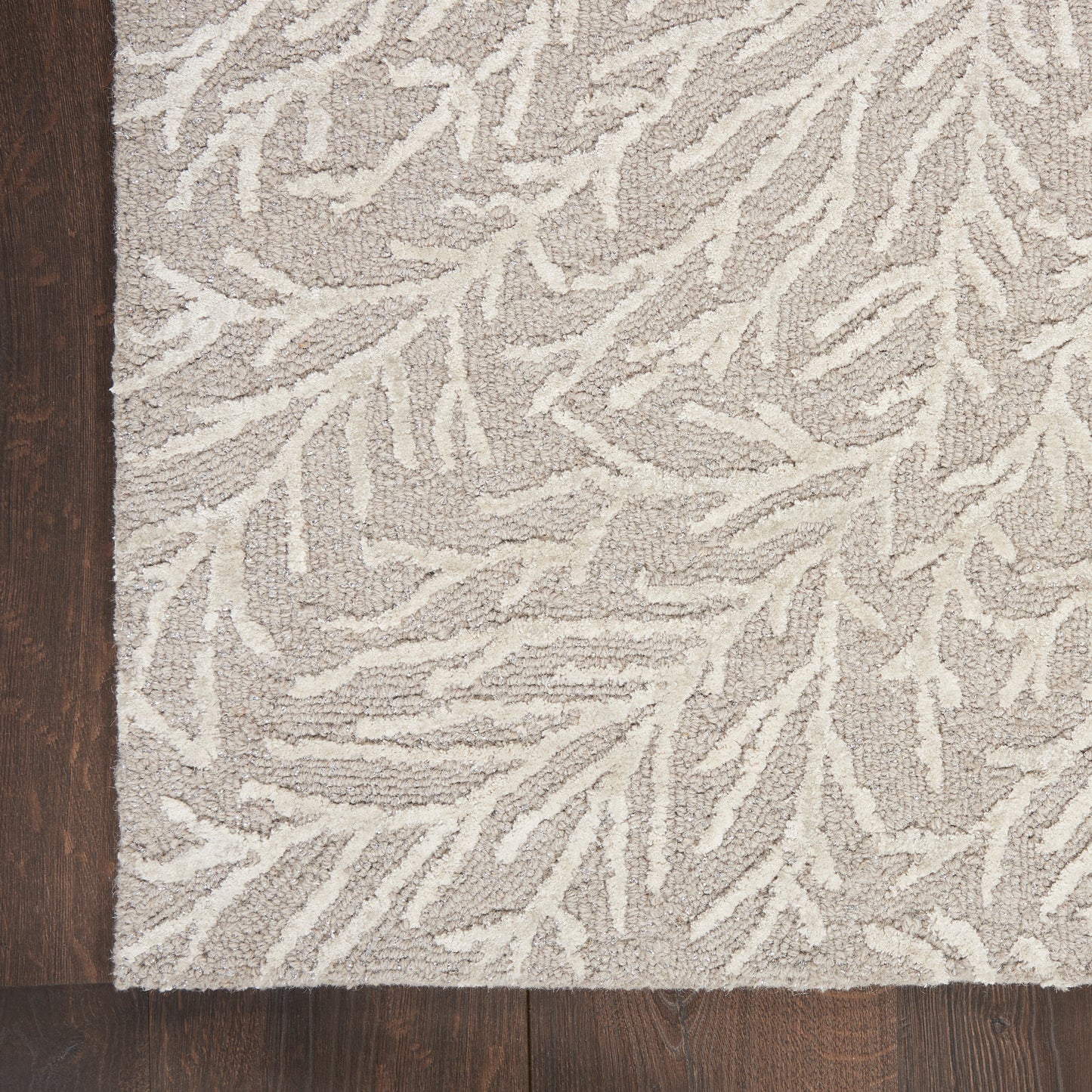 Michael Amini Ma30 Star 5'3" x 7'3" Taupe Modern Indoor Rug