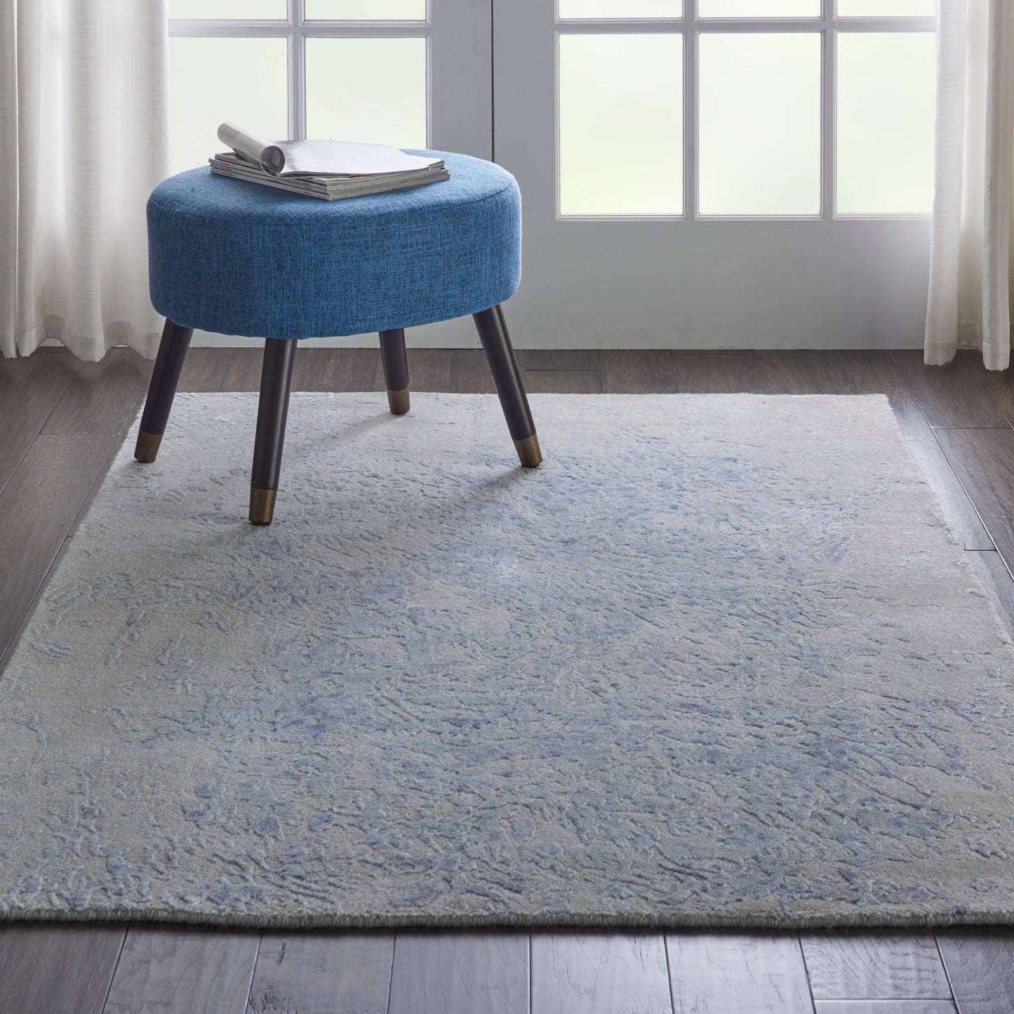 Nourison Silk Shadows 3'9" x 5'9" Grey Blue Modern Indoor Rug