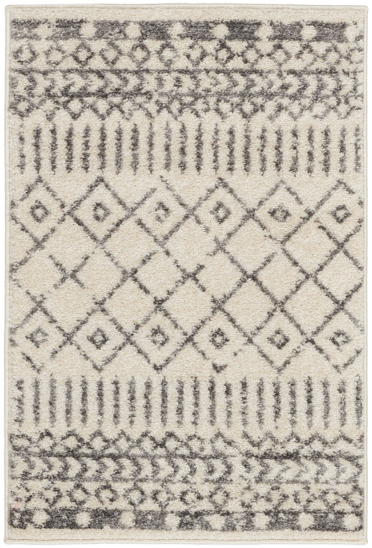 Nourison Passion 1'10" x 2'10" Ivory Grey Bohemian Indoor Rug