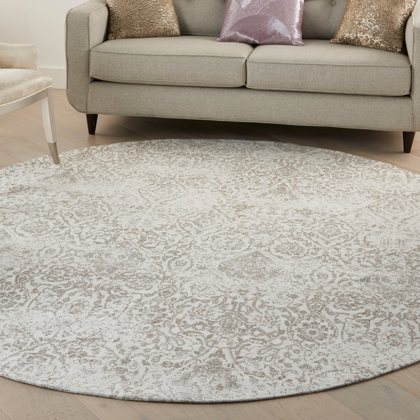 Nourison Damask 8' x Round Ivory Farmhouse Indoor Rug