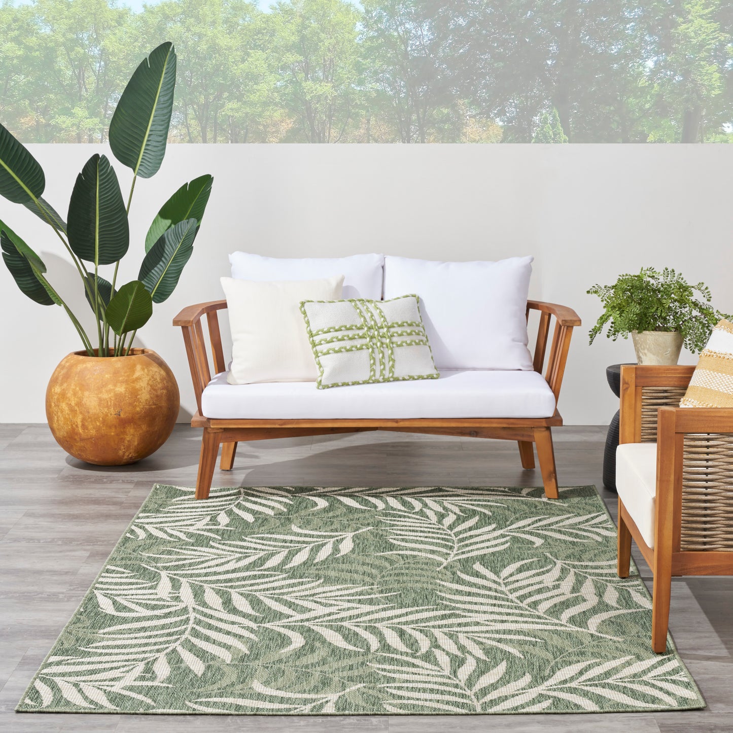 Nourison Garden Oasis 5' x 7' Green Ivory Outdoor Rug