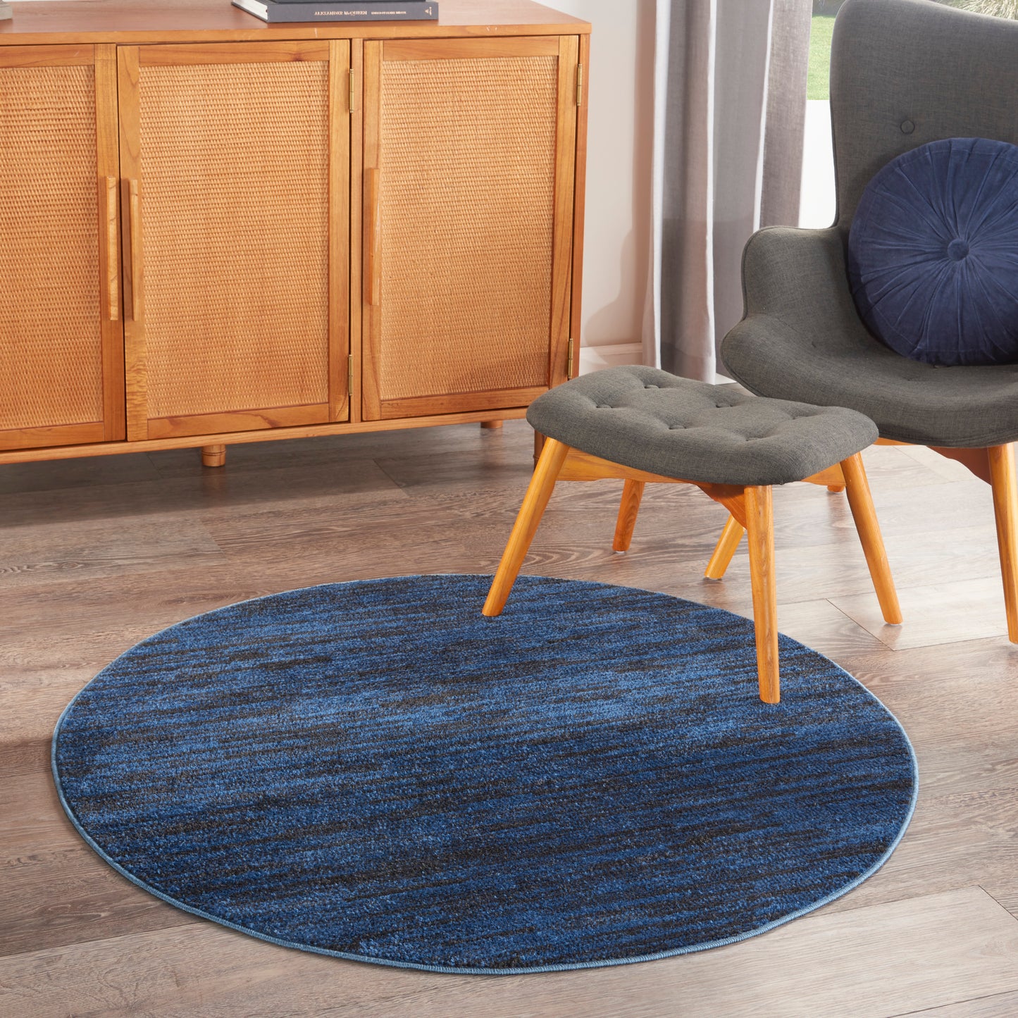 Nourison Nourison Essentials 4' x Round Midnight Blue Outdoor Rug