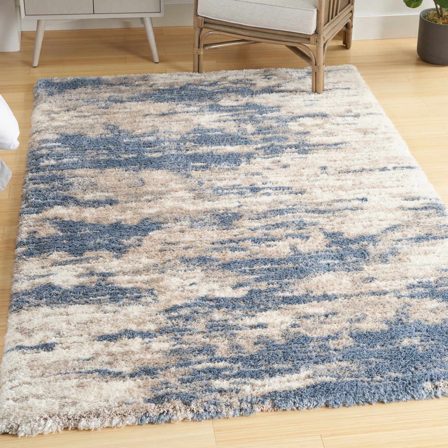 Nourison Dreamy Shag 4' x 6' Light Blue Grey Shag Indoor Rug