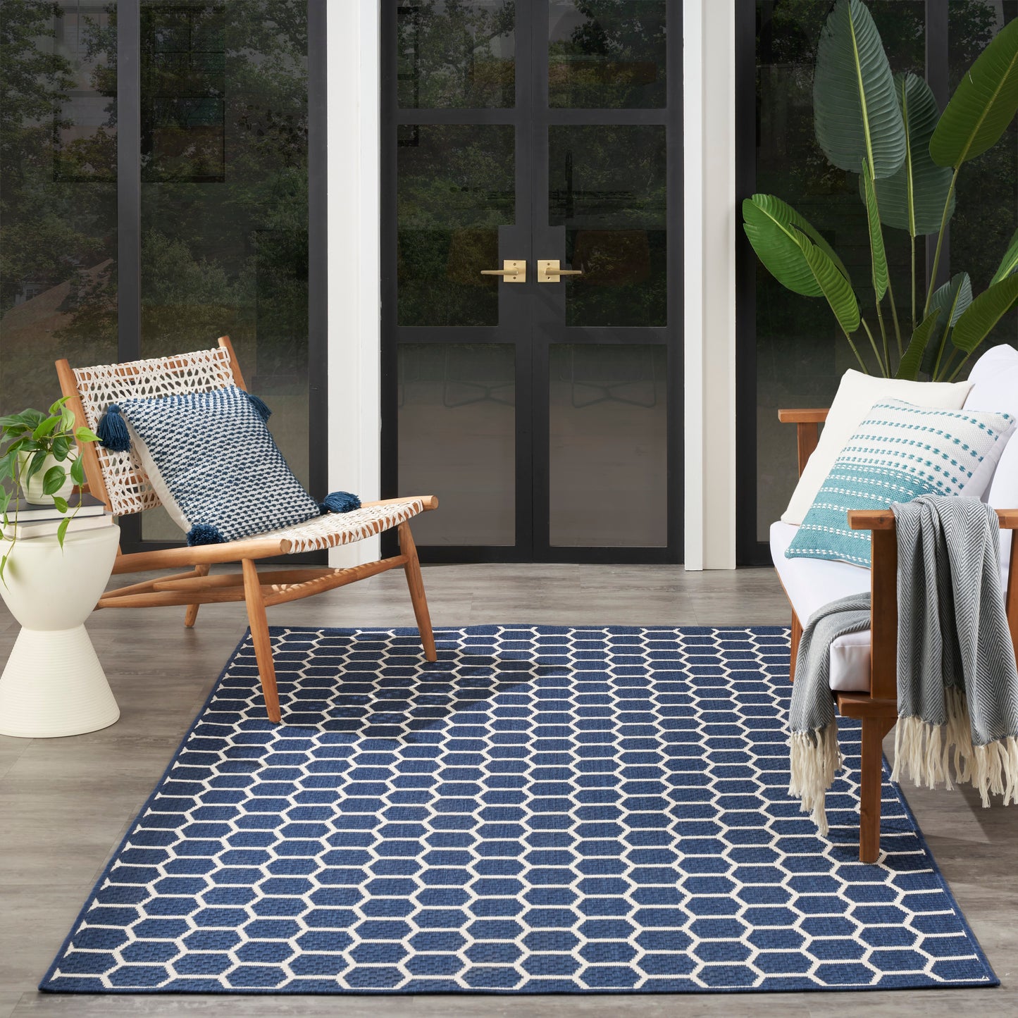 Nourison Twist Reversible 4' x 6' Navy Modern Rug