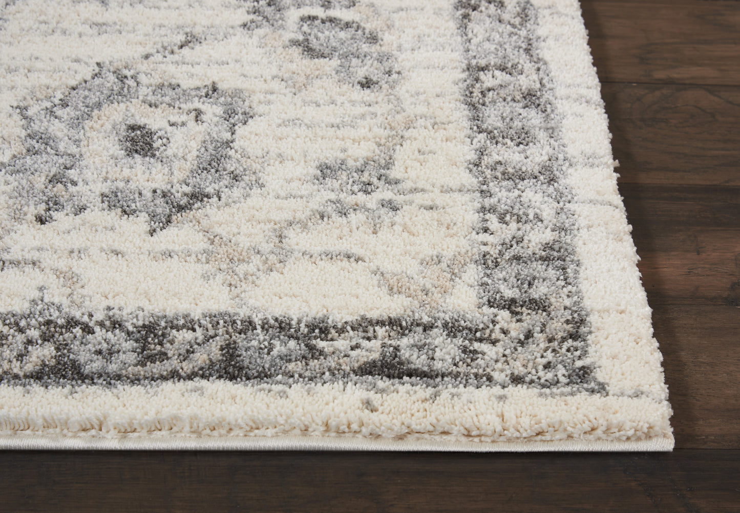 Nourison Fusion 4' x 6' Cream Grey Vintage Indoor Rug