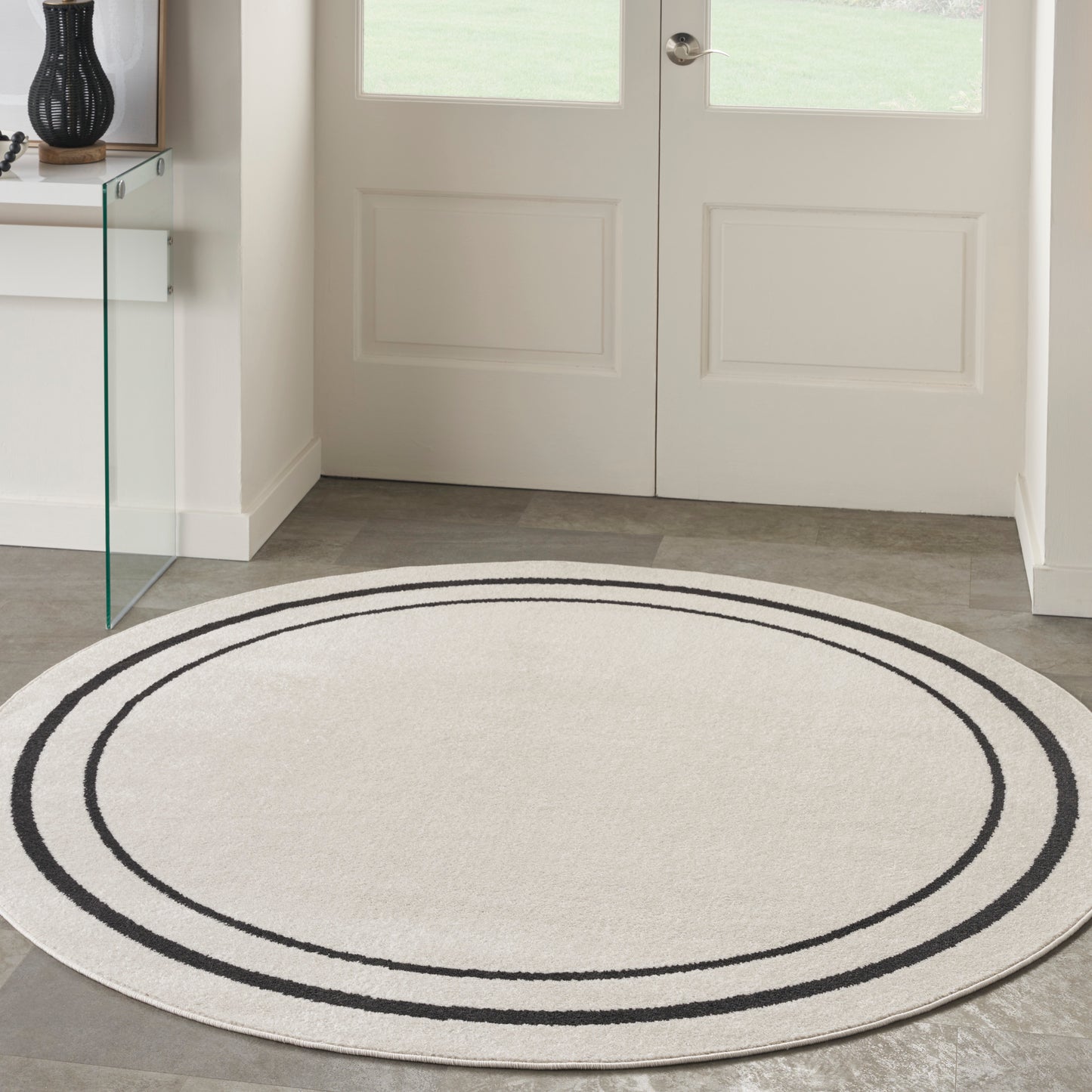 Nourison Nourison Essentials 4' x Round Ivory/Black Contemporary Rug