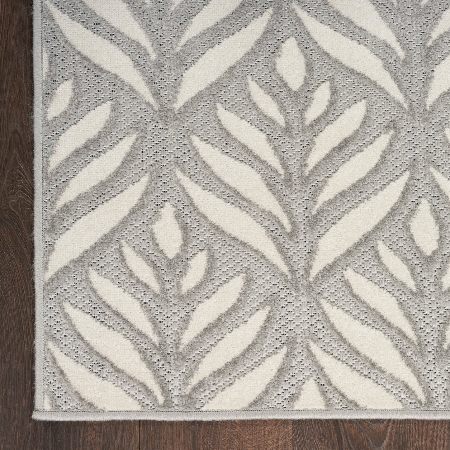 Nourison Aloha 6' x 9' Grey Tropical Rug