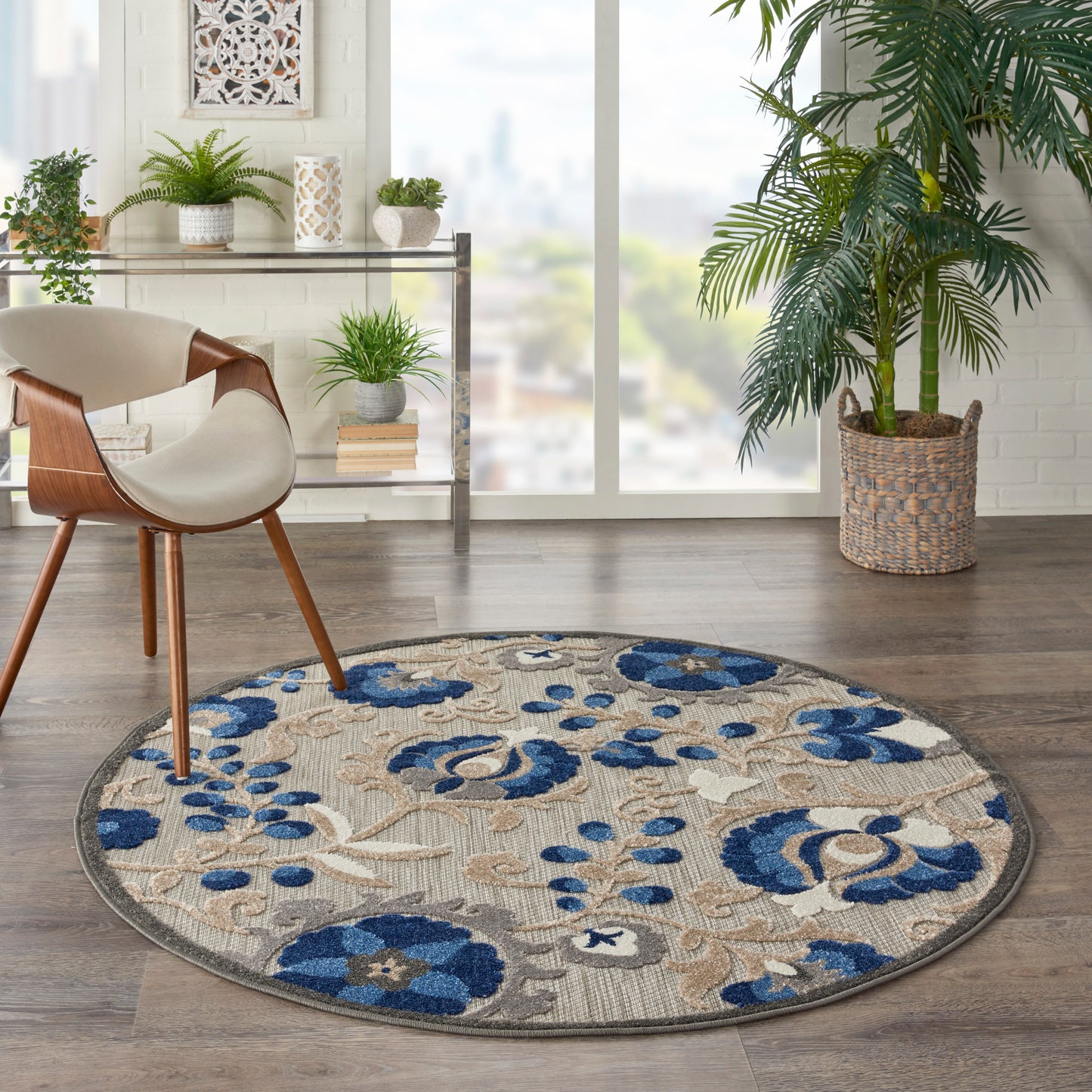 Nourison Aloha 5'3" x Round Natural Blue Farmhouse Rug