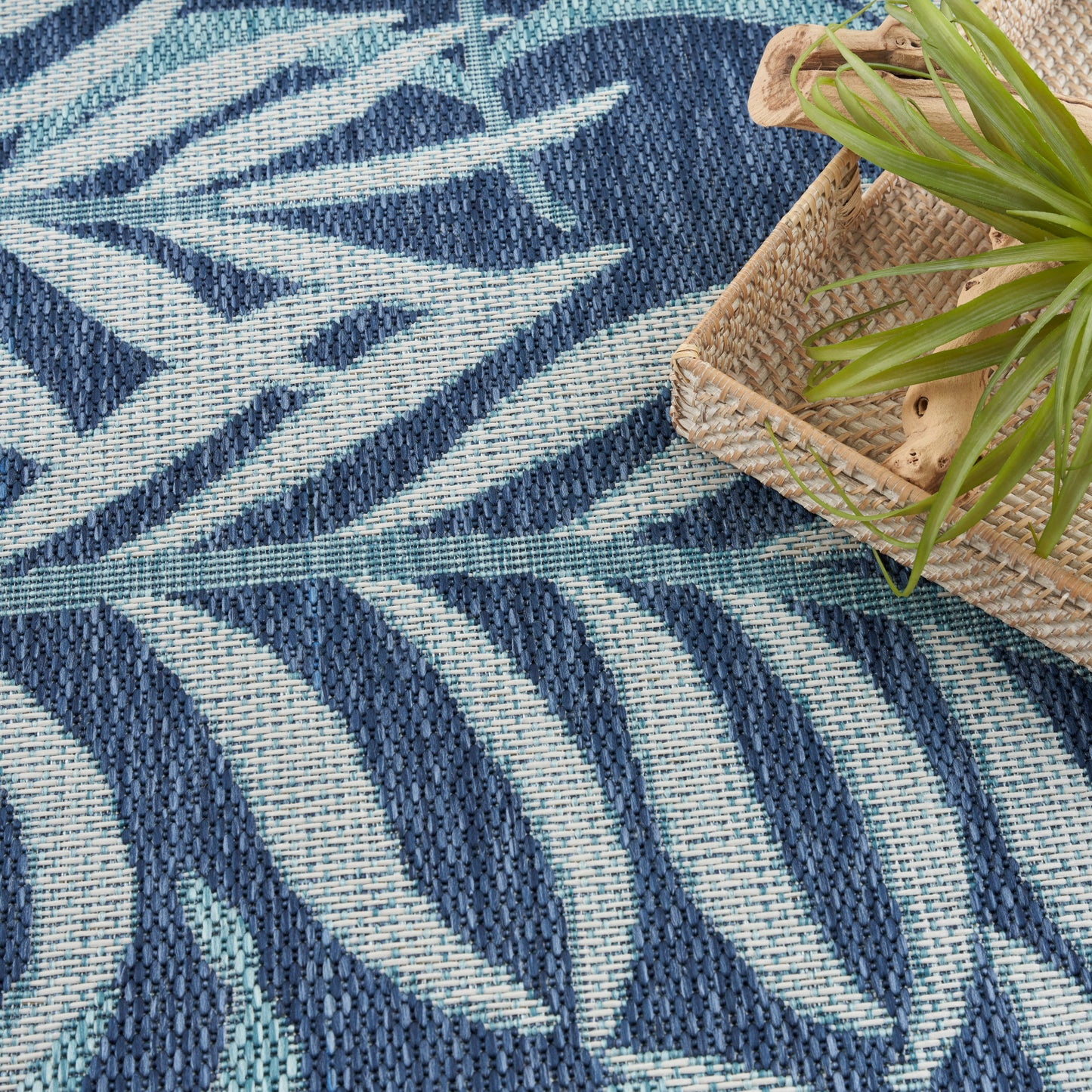 Nourison Garden Oasis 5' x 7' Navy Tropical Rug