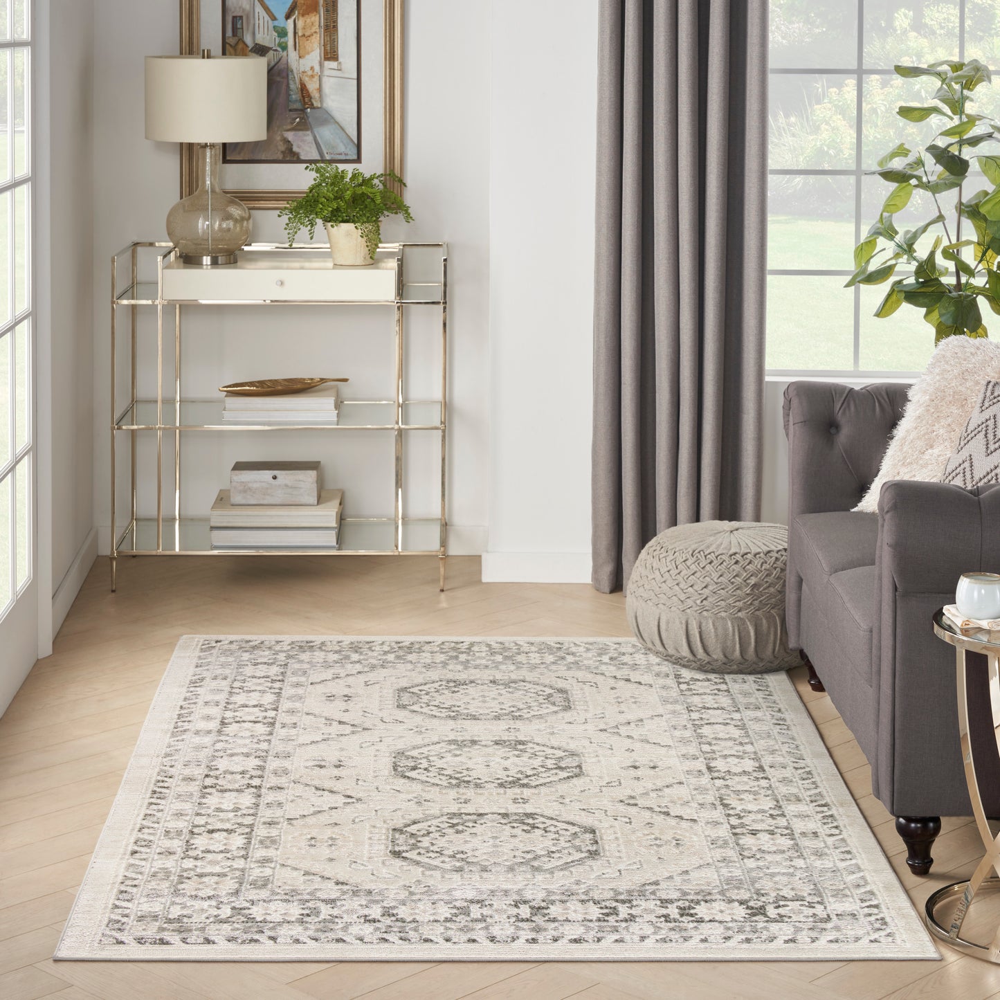 Nourison Serenity Home 3'11" x 5'11" Ivory Grey Vintage Indoor Rug