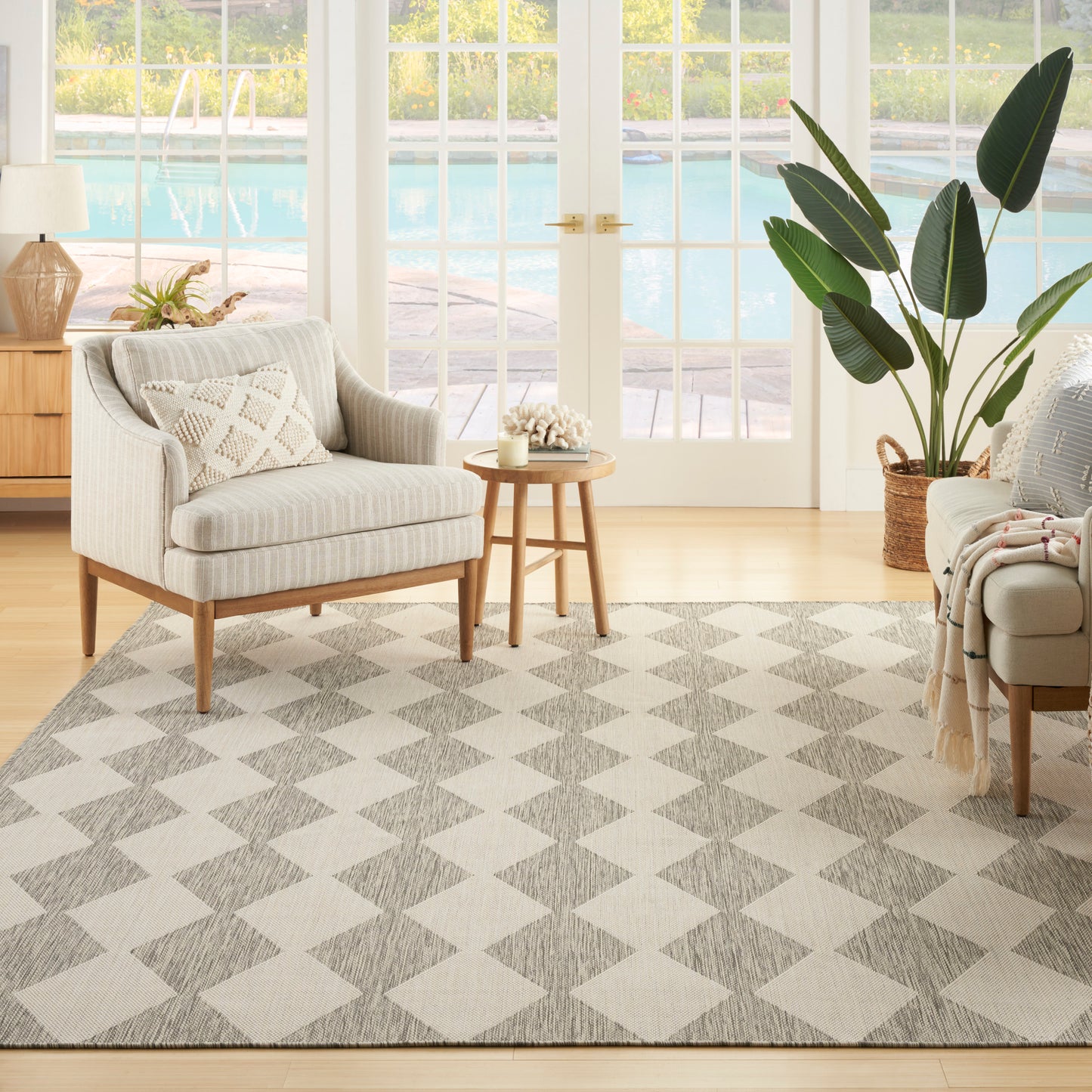 Nourison Positano 6' x 9' Light Grey Modern Rug