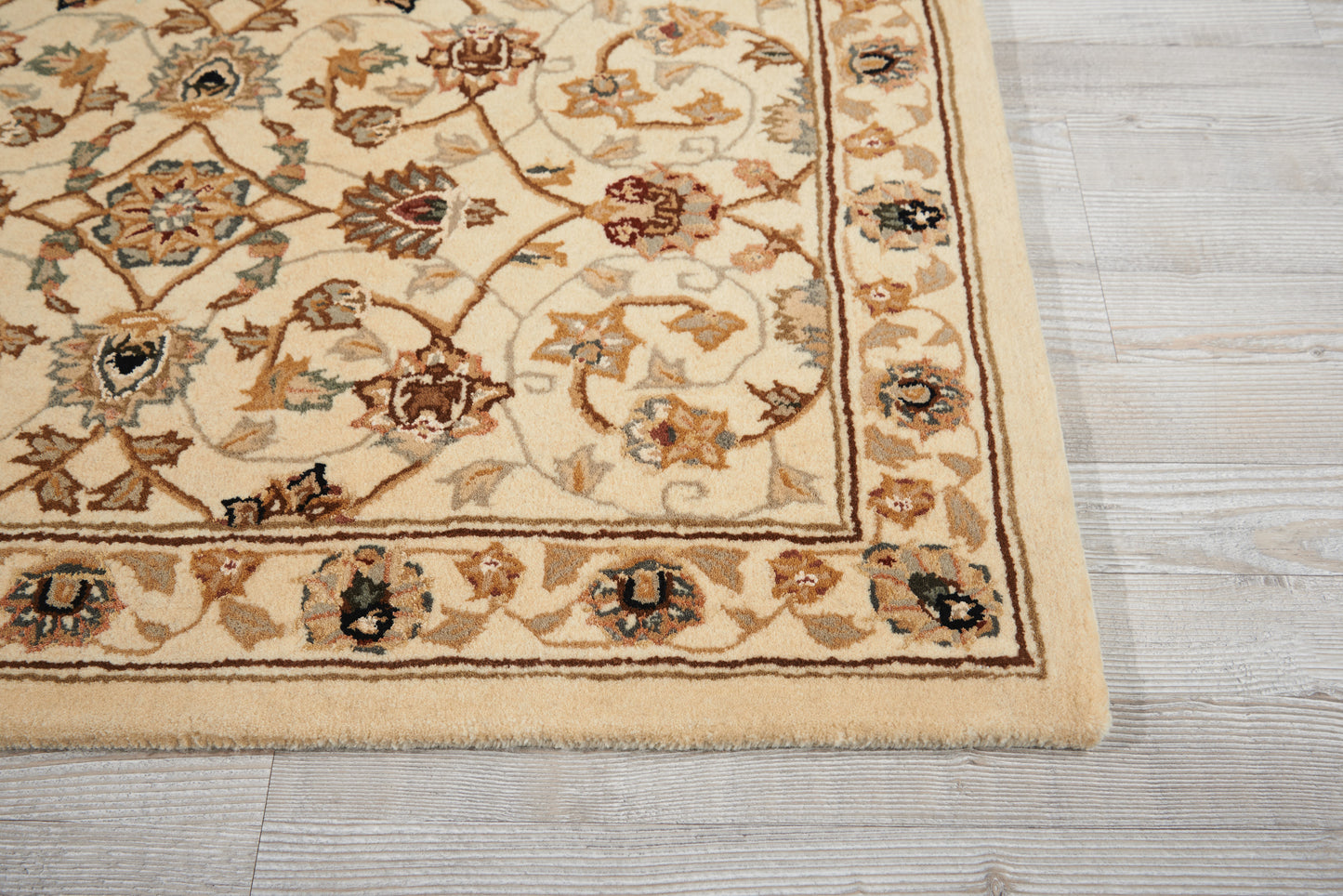 Nourison Nourison 2000 2' x 3' Ivory Traditional Indoor Rug