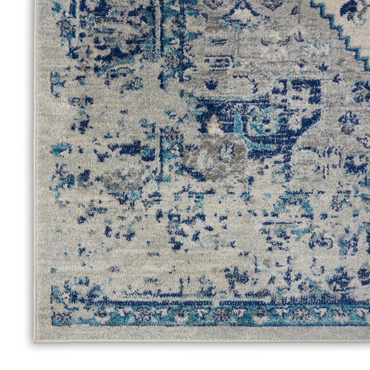 Nourison Tranquil 7' x 10' Ivory/Light Blue Vintage Indoor Rug