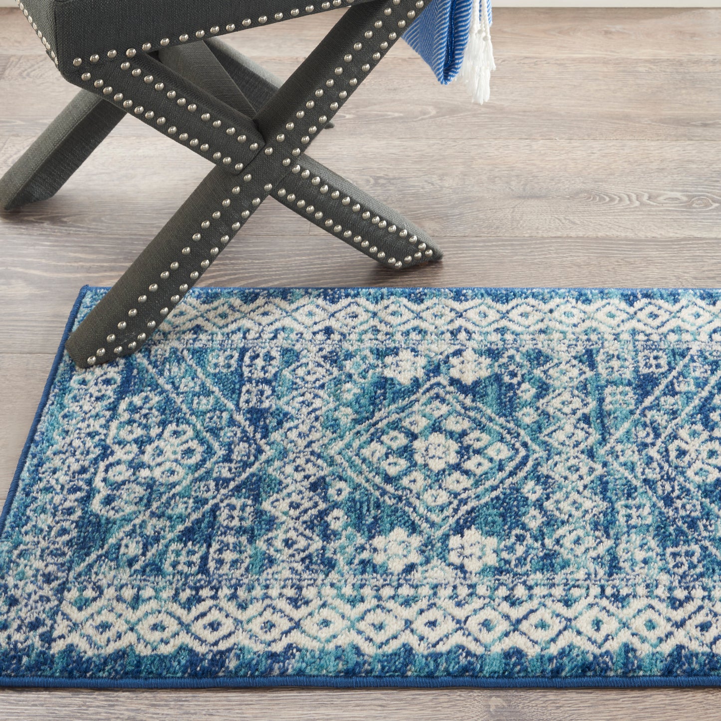 Nourison Passion 1'10" x 2'10" Navy Blue Bohemian Indoor Rug