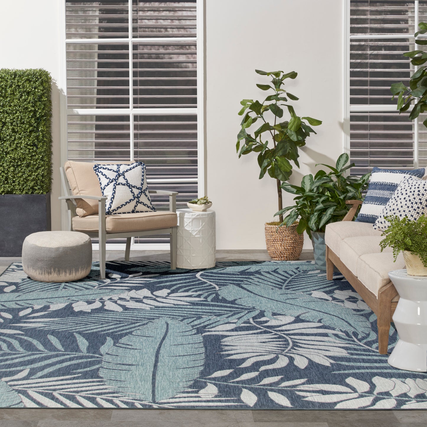 Nourison Garden Oasis 9' x 12' Navy Tropical Rug