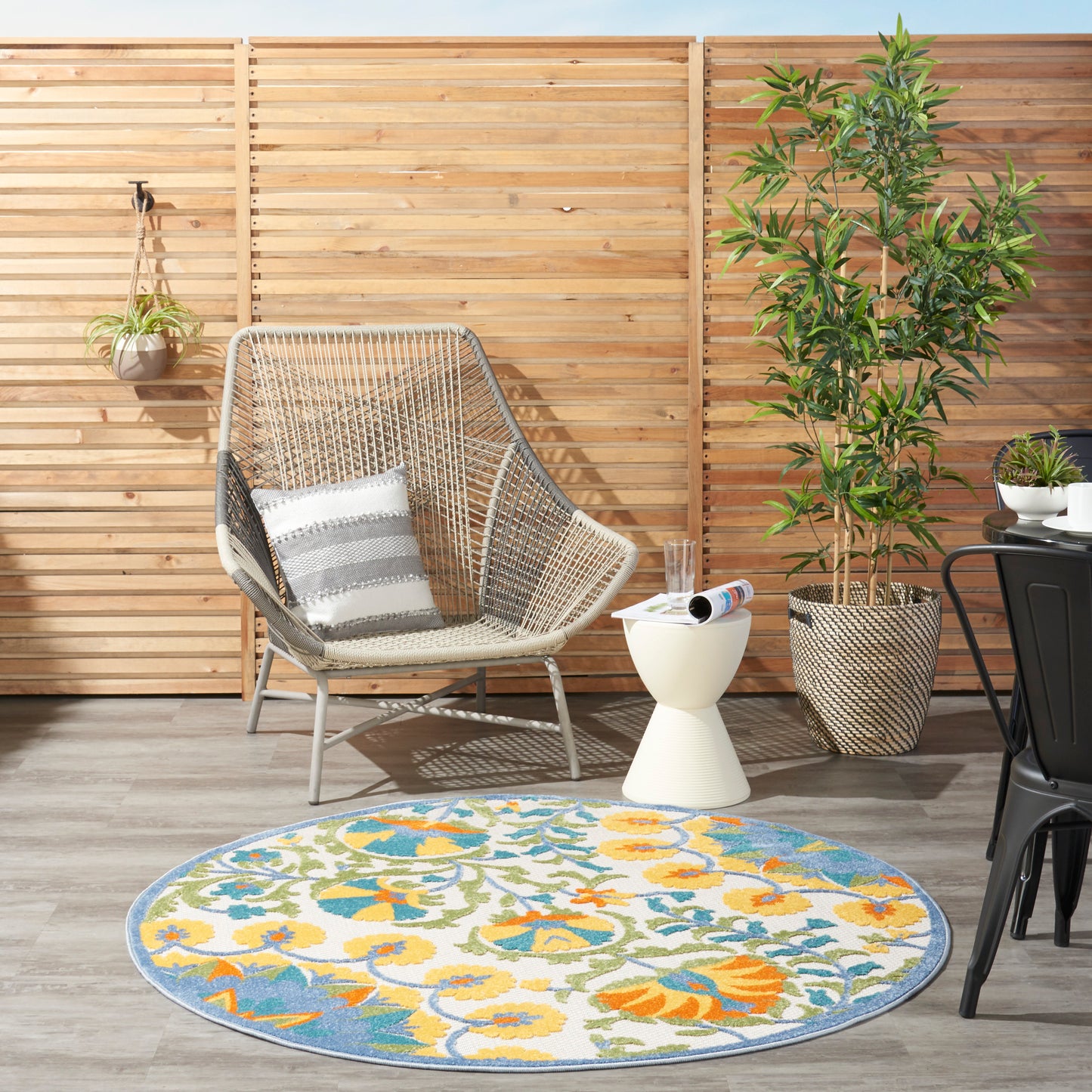 Nourison Aloha 4' x Round Multicolor Transitional Rug