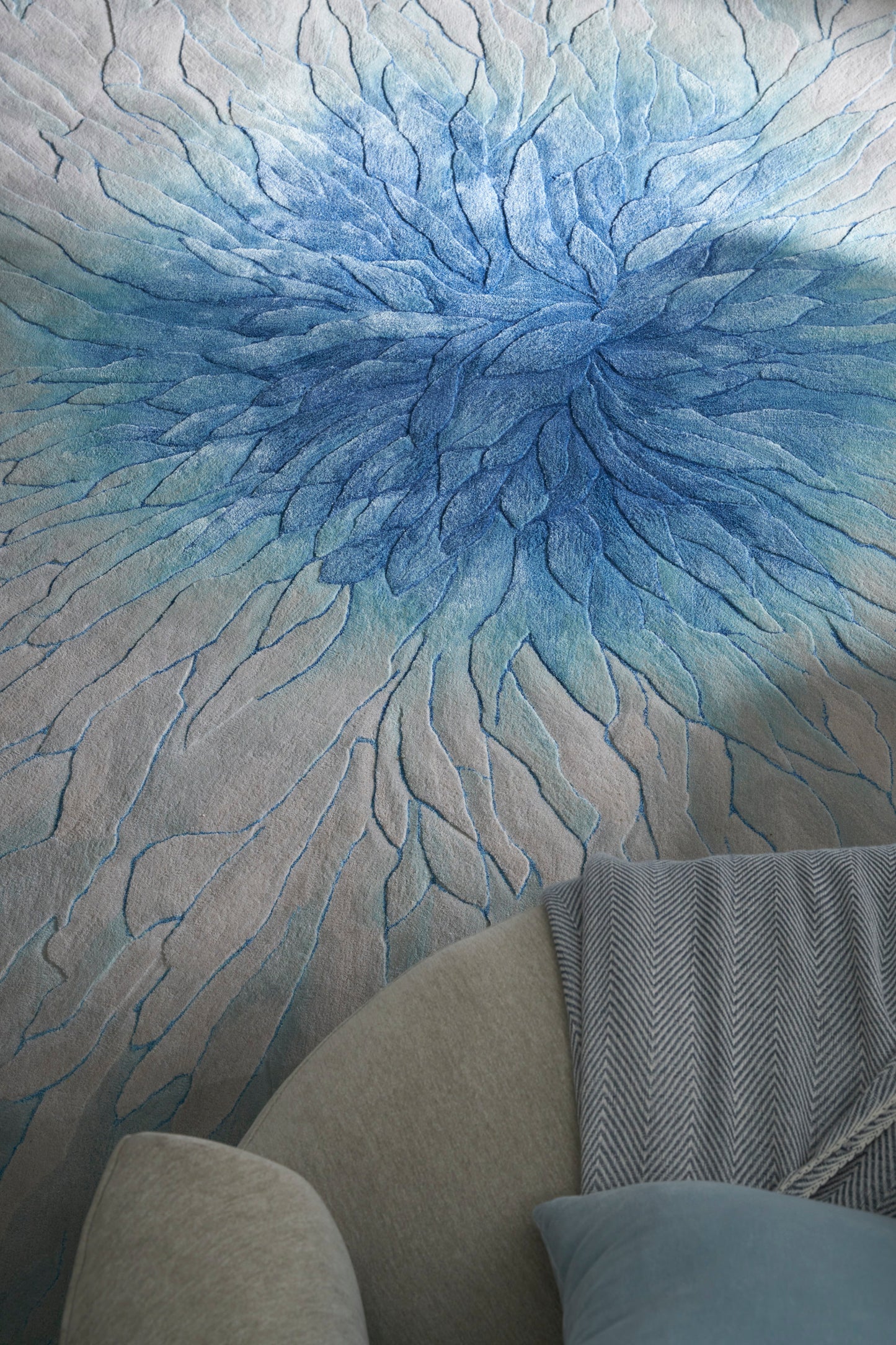 Nourison Prismatic 7'9" x 9'9" Blue Modern Indoor Rug