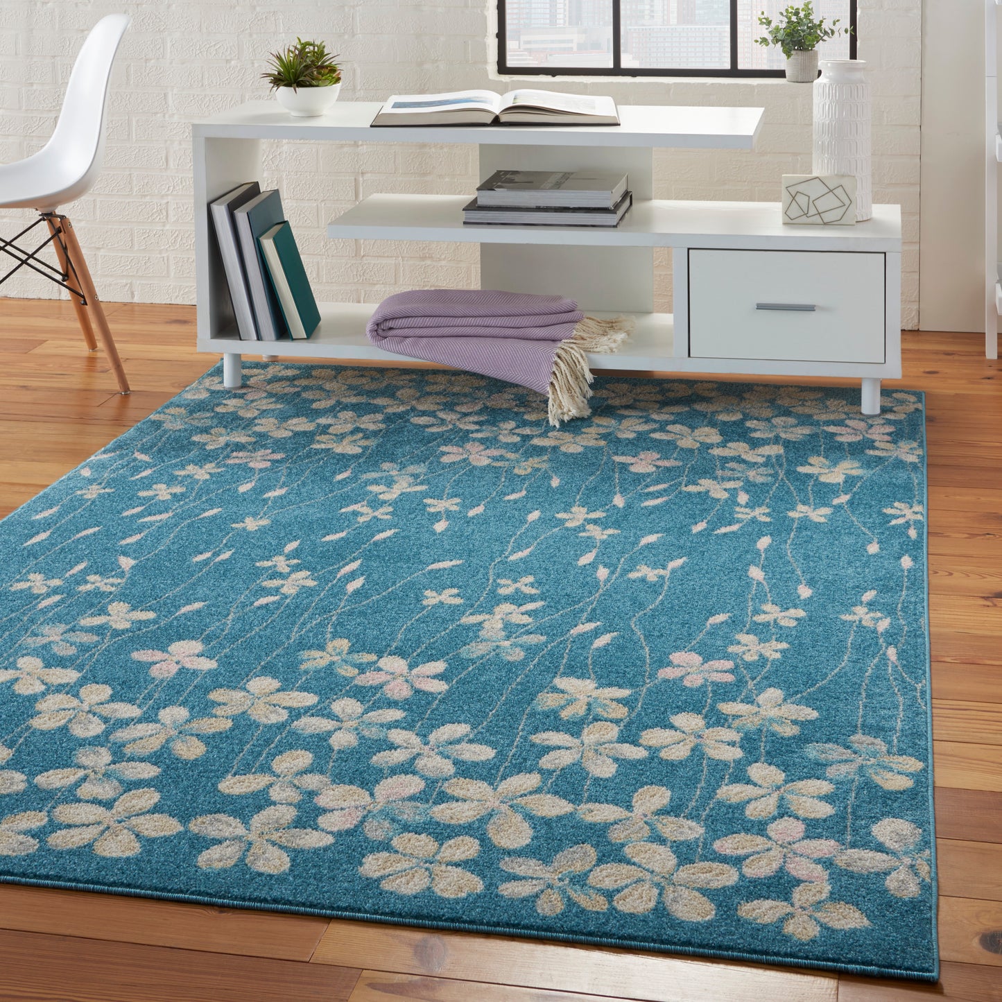 Nourison Tranquil 5'3" x 7'3" Turquoise Contemporary Indoor Rug